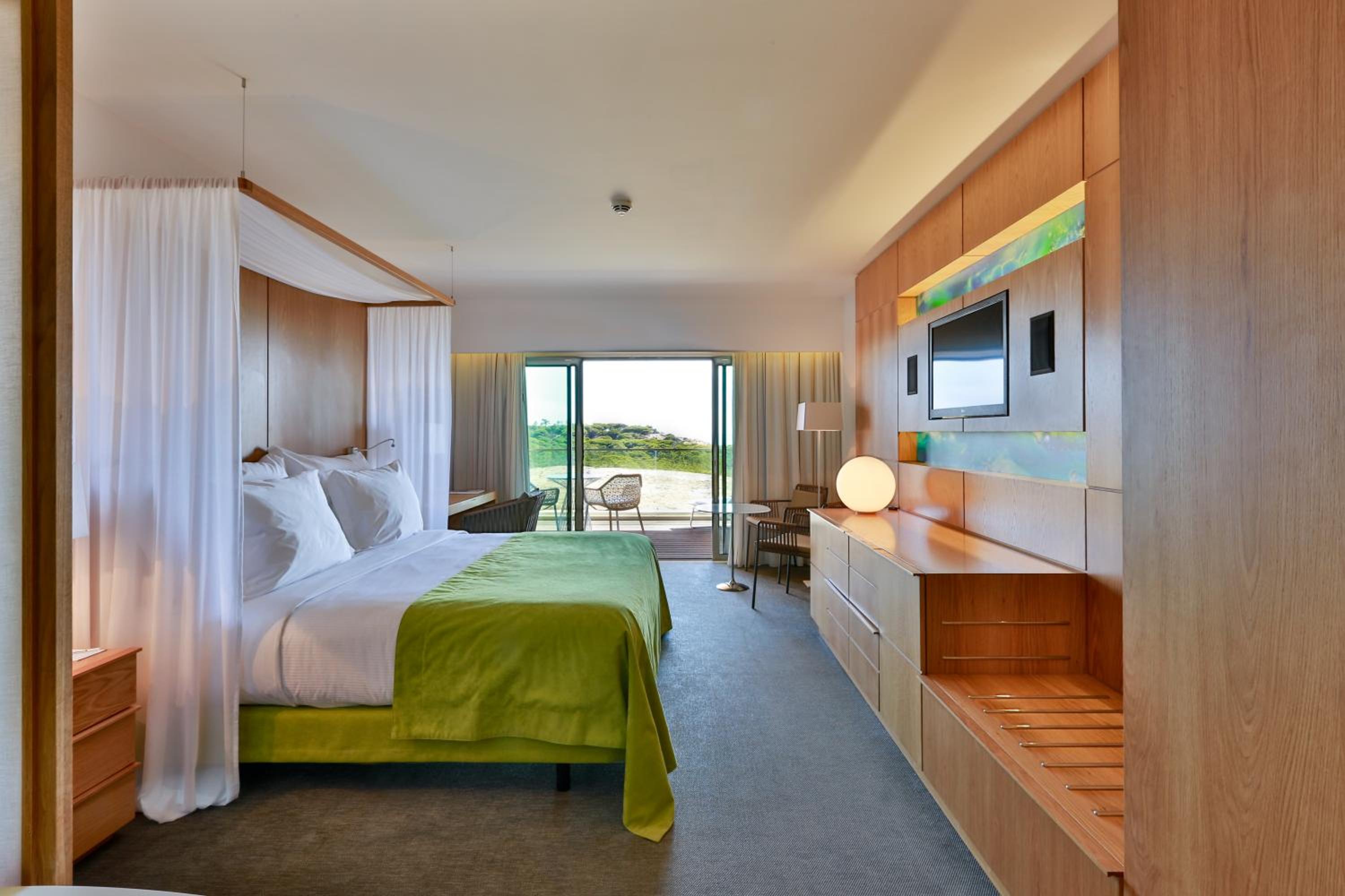 Deluxe Room – Ocean View