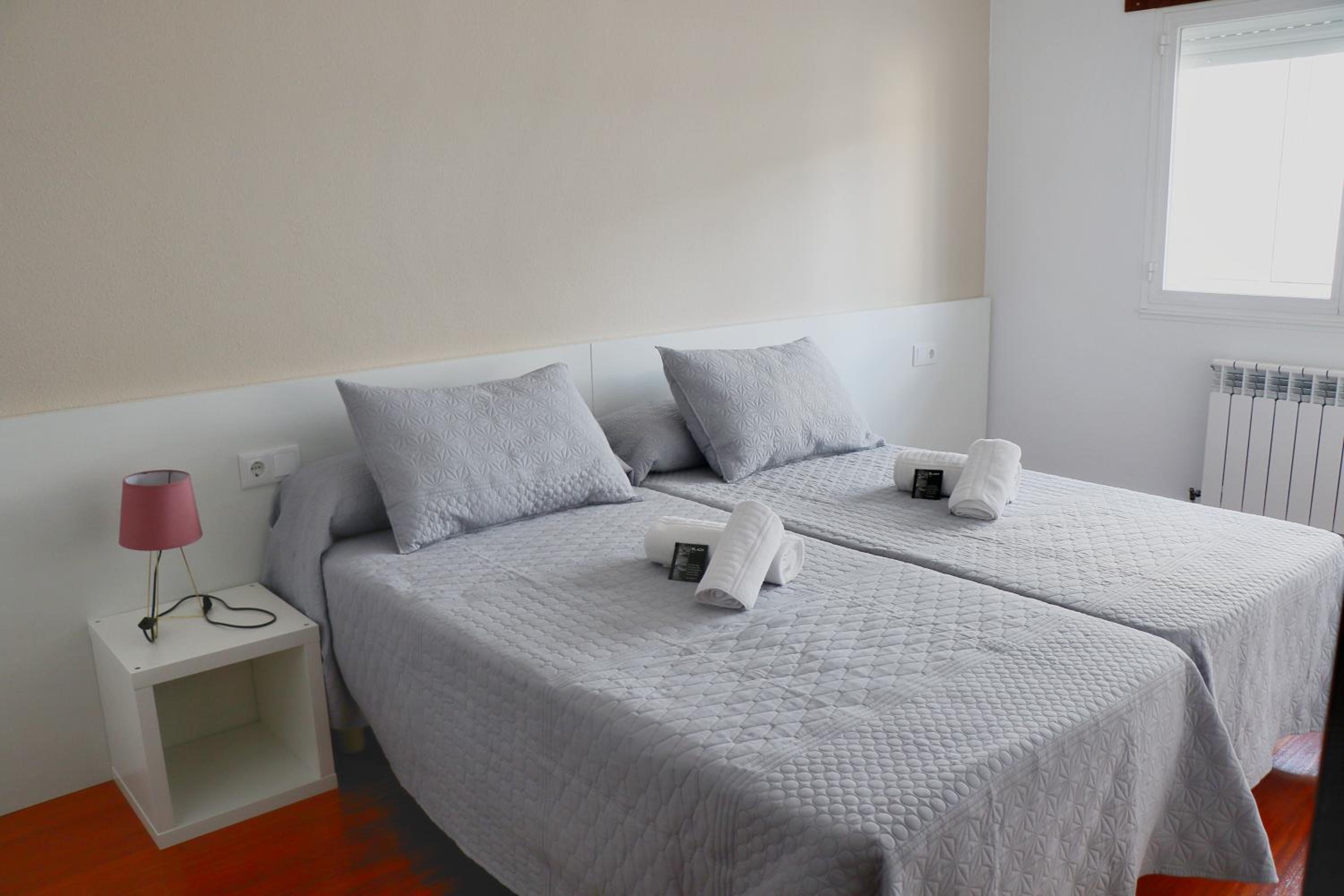 One-Bedroom Apartment photo 3