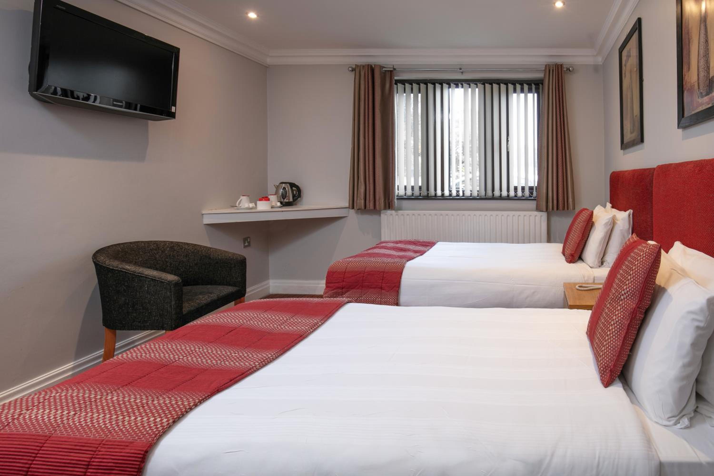 Standard Twin Room - Non-Smoking - Photo 3