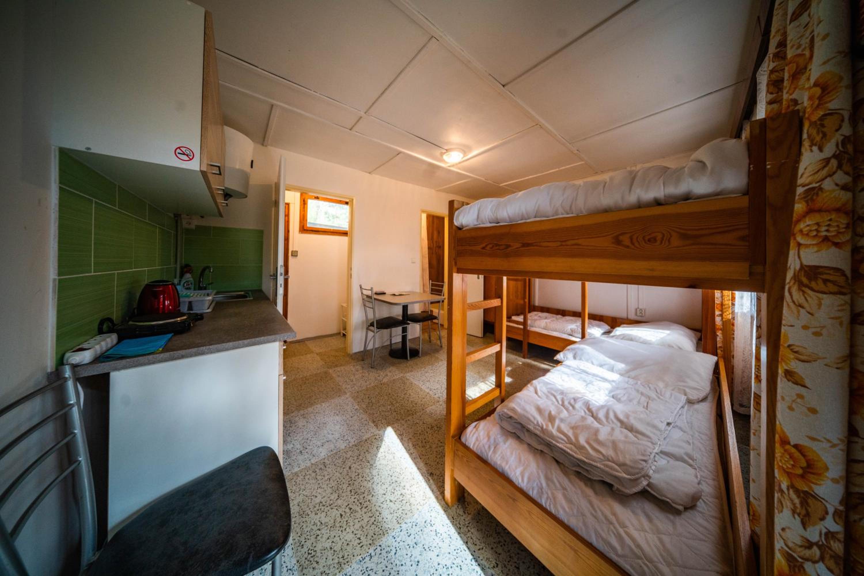 Mobile Home photo 1