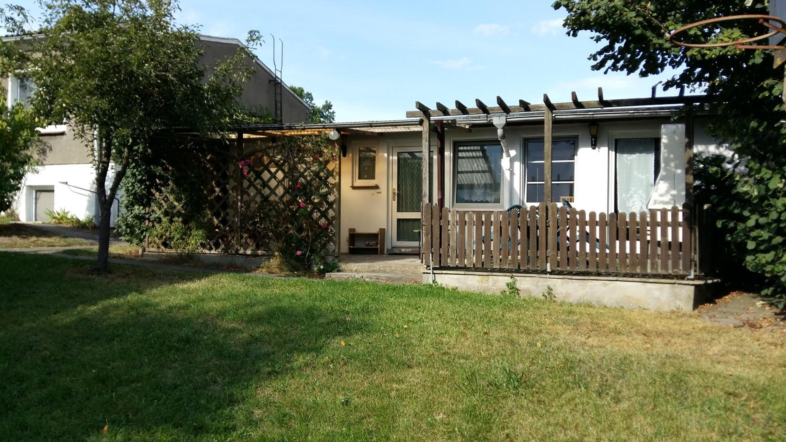 Two-Bedroom Bungalow photo 2