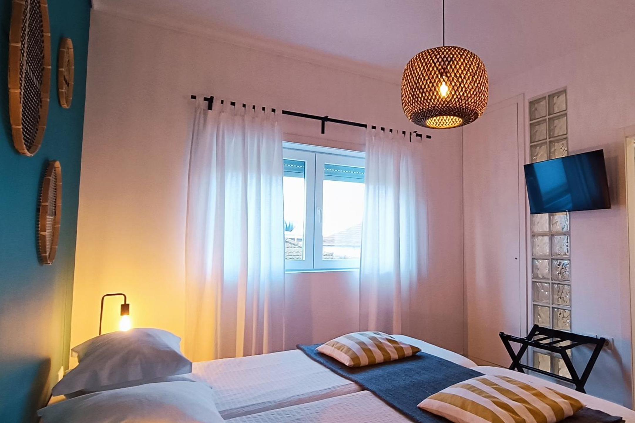 Double Room with Private Bathroom - Photo 4