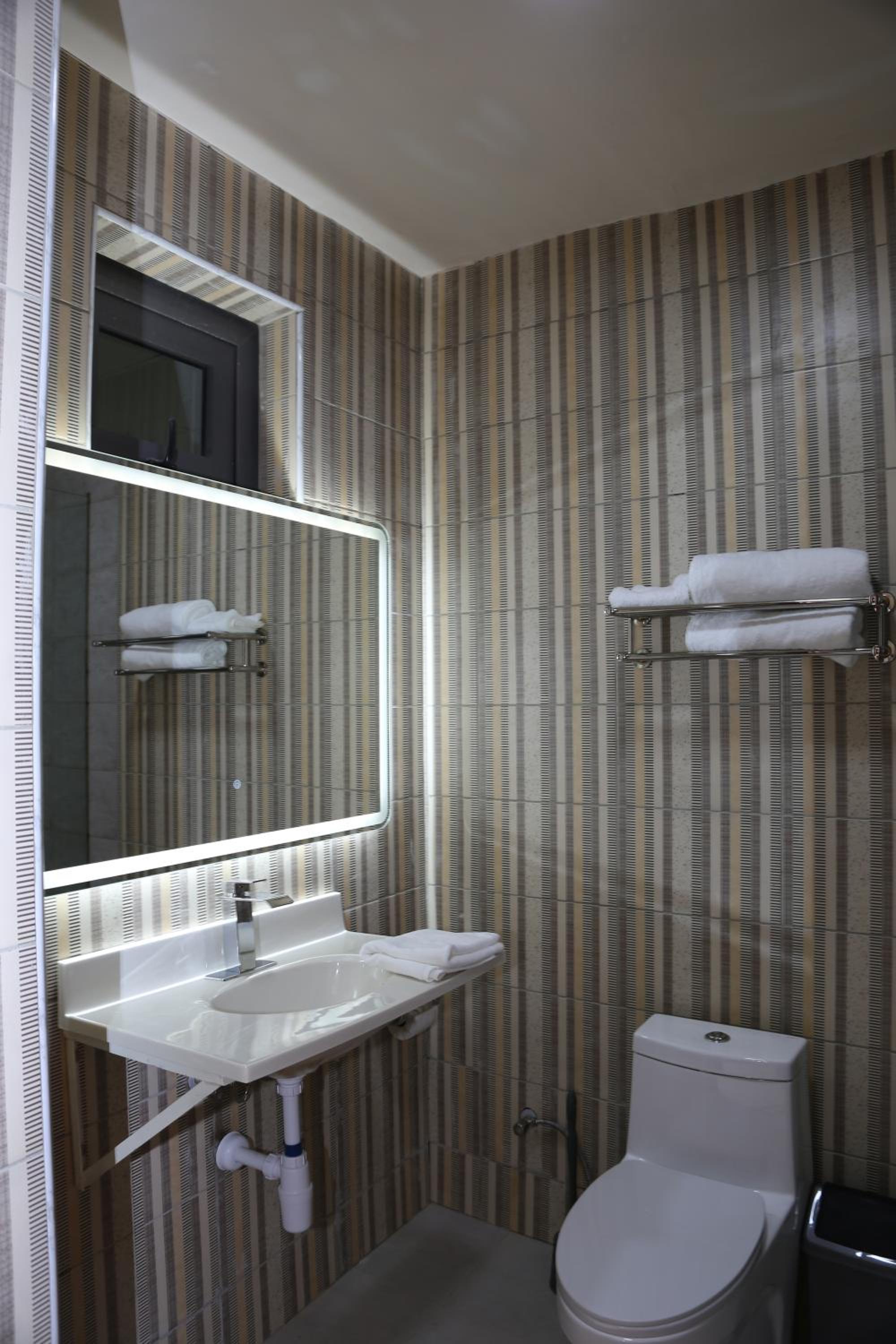 Deluxe Double Room with Balcony and Sea View