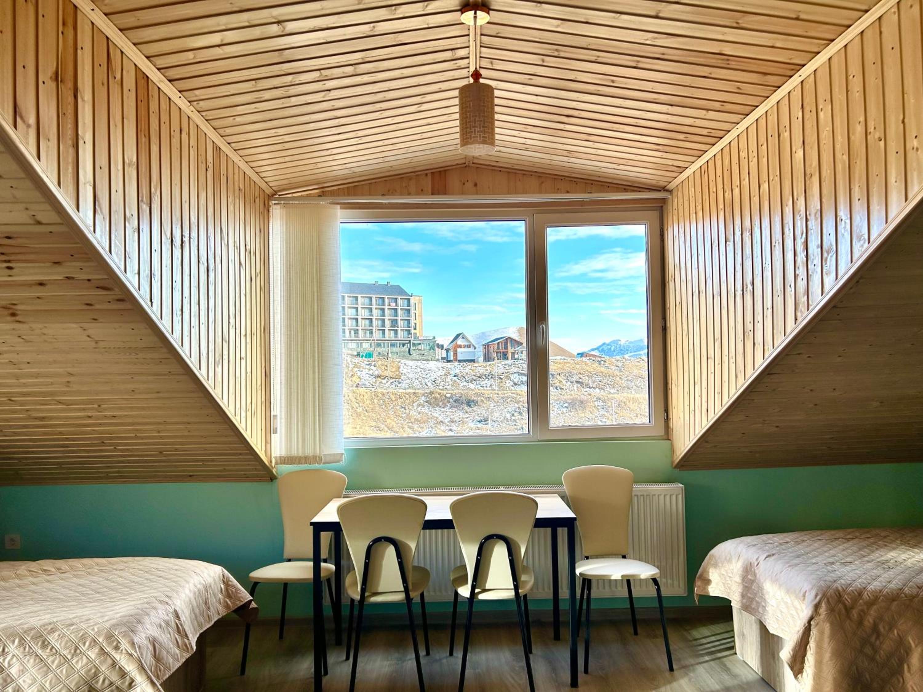 Quadruple Room with Balcony photo 3
