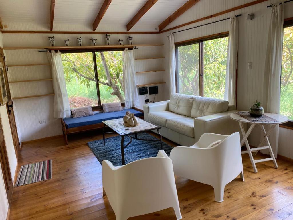 Three-Bedroom House photo 2