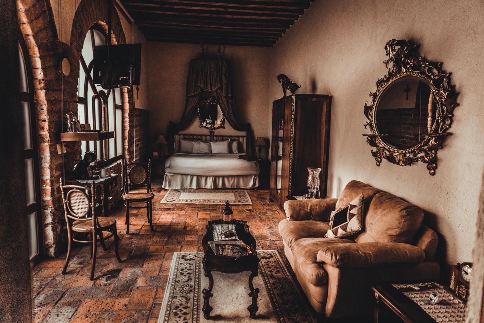 King Suite - Photo 5