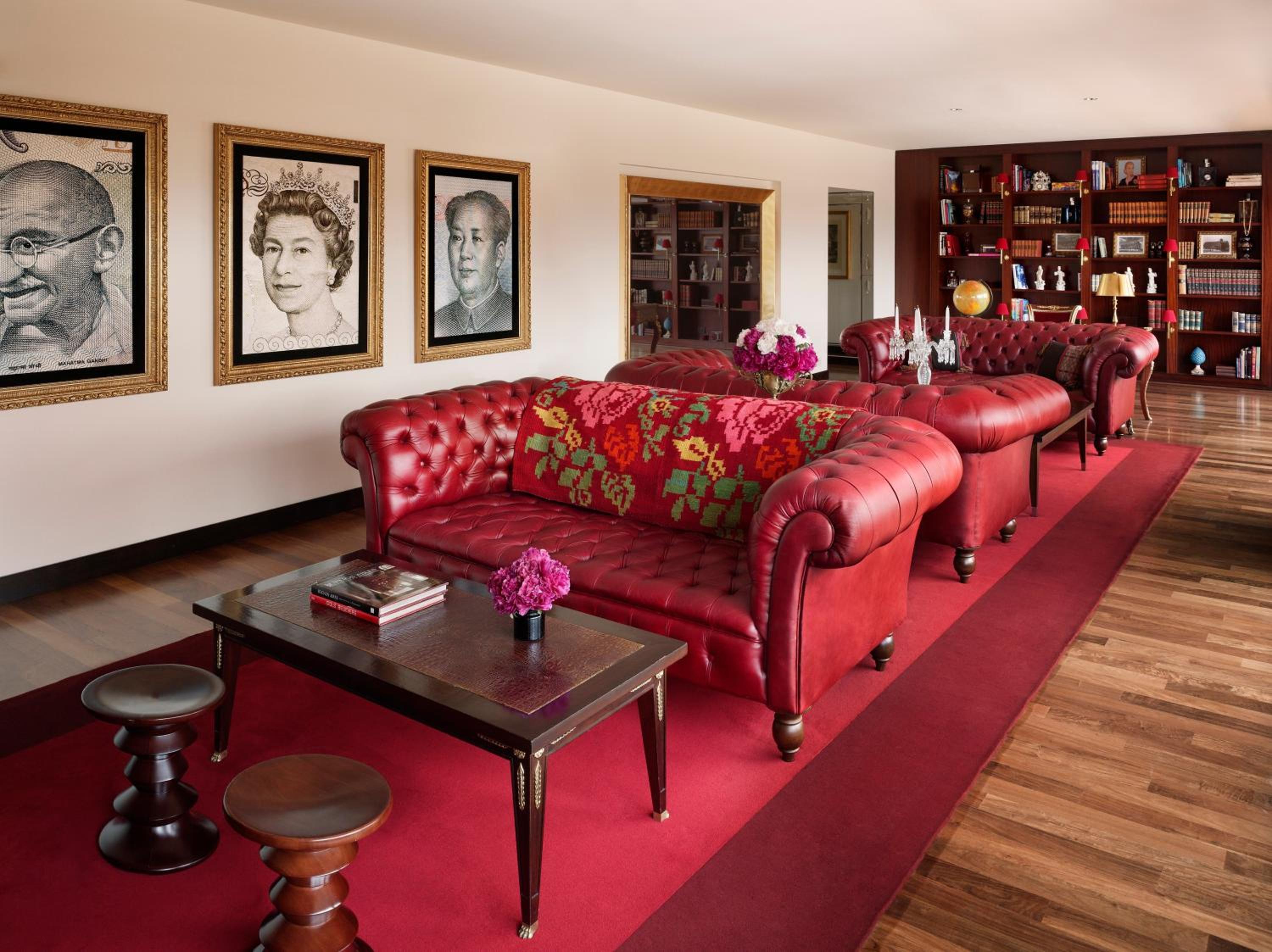 Two-Bedroom Suite thumbnail 6