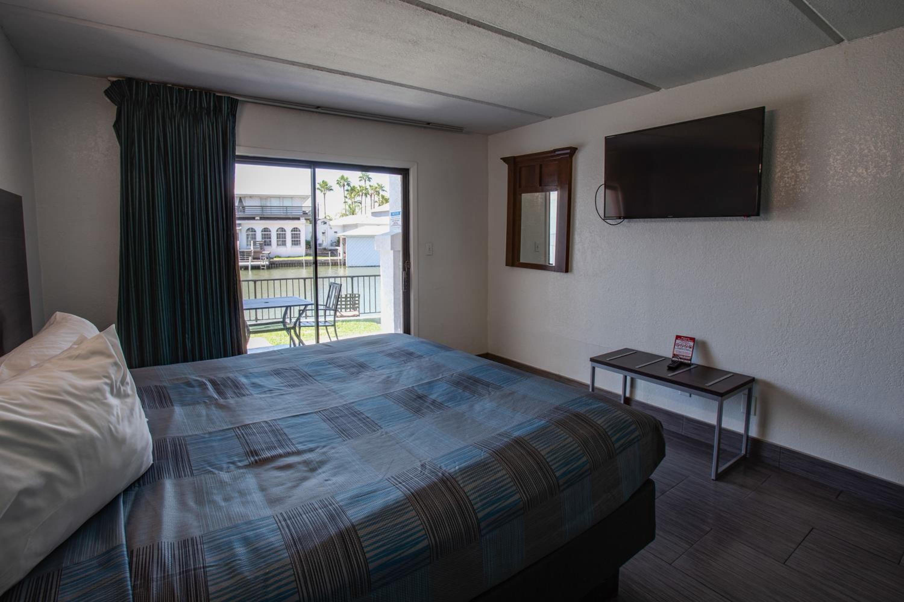 King Suite With Bay View