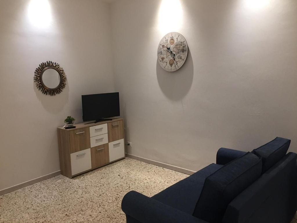 Superior One-Bedroom Apartment with Balcony