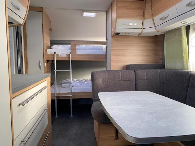 Caravan photo 2