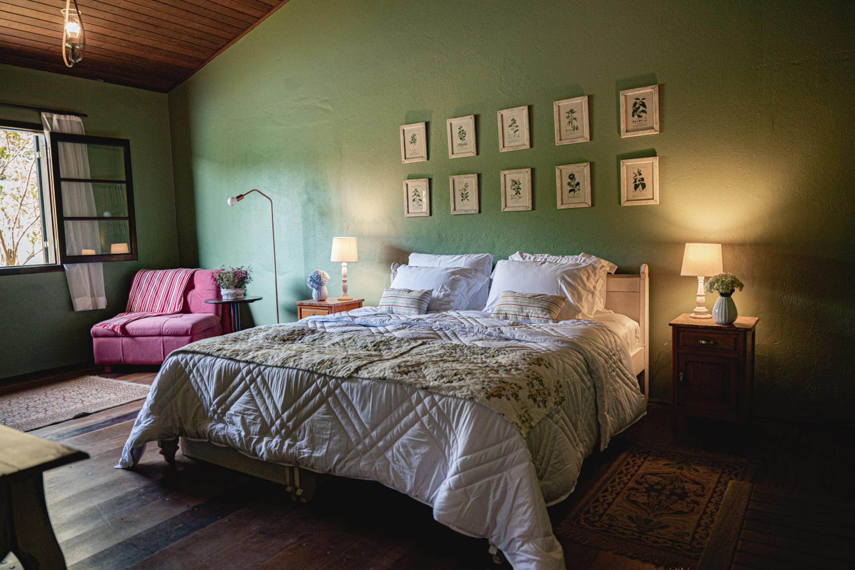 Superior Double or Twin Room with Lake View photo 2