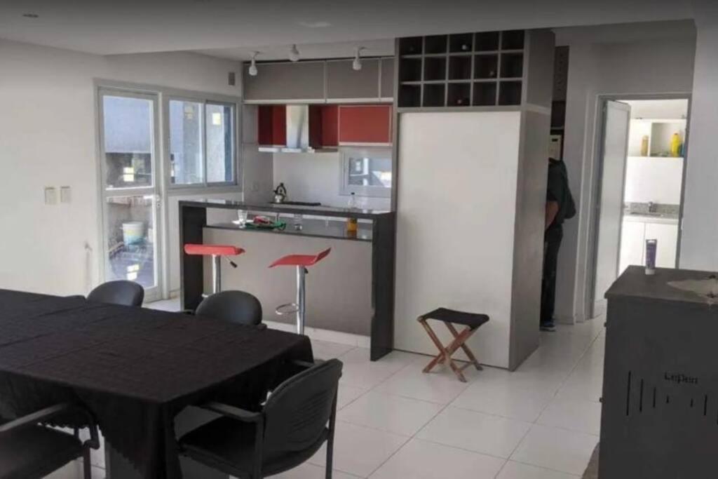 Three-Bedroom House photo 2
