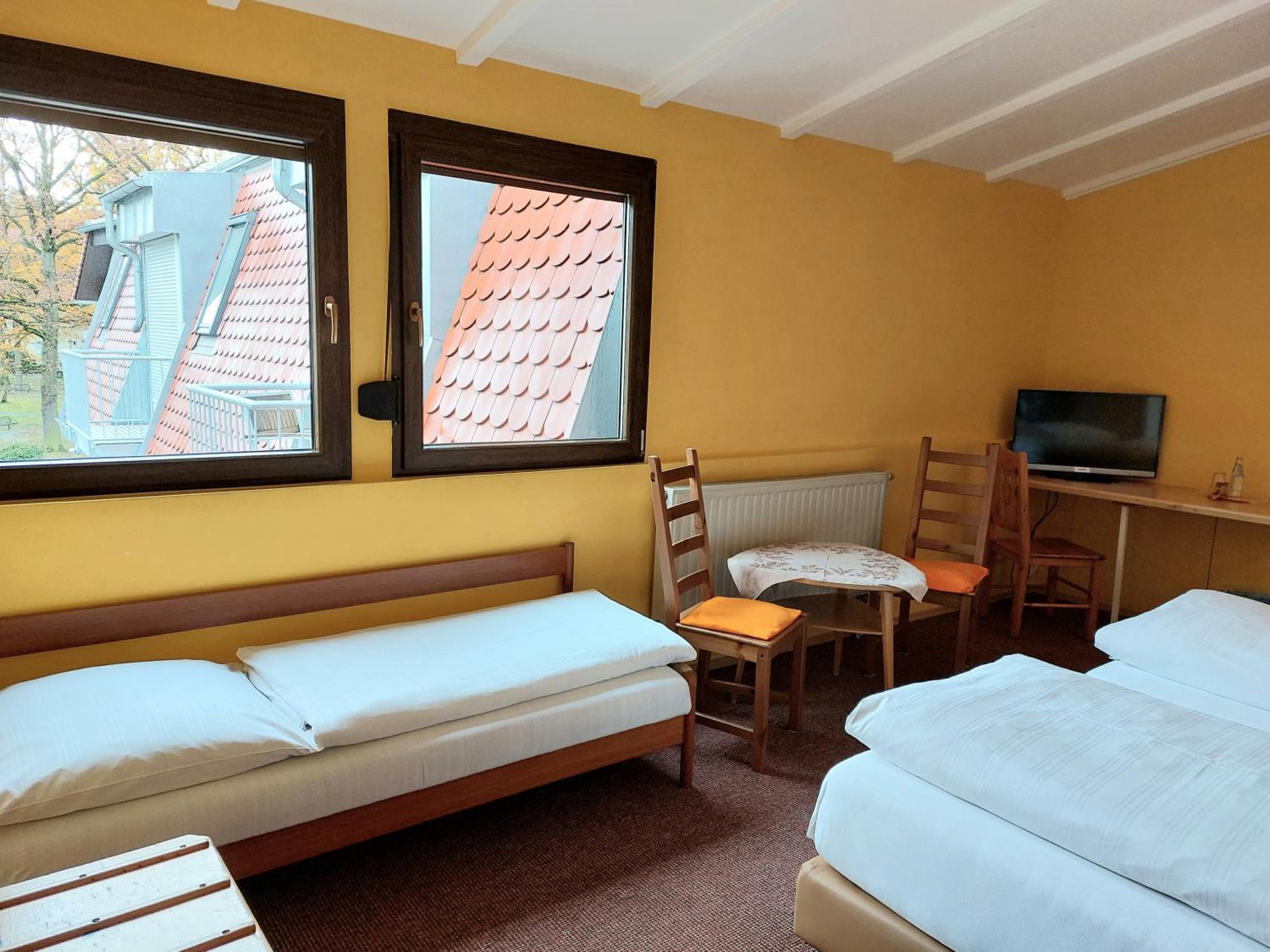 Double or Twin Room - Photo 2