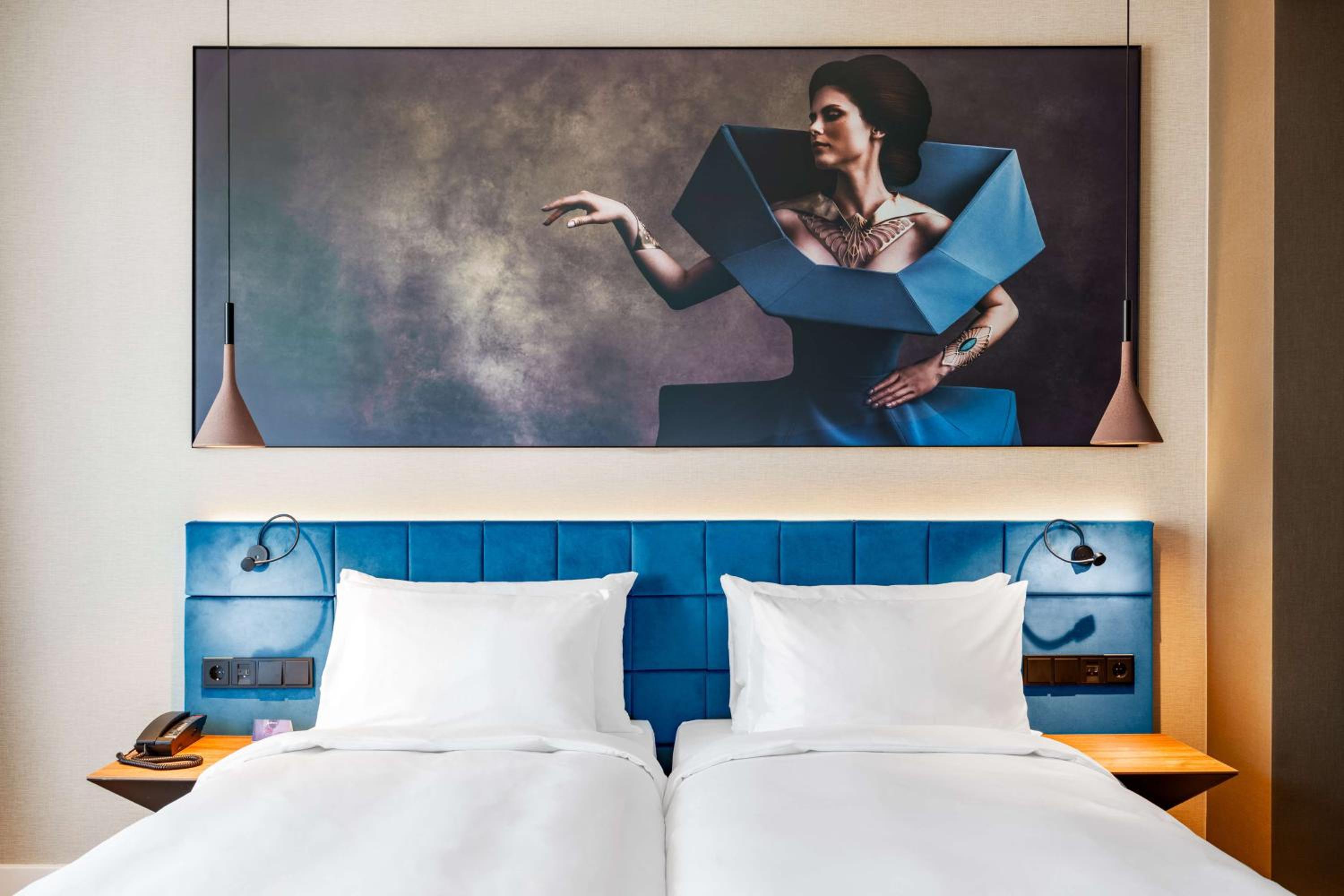 Standard Double or Twin Room - Photo 2