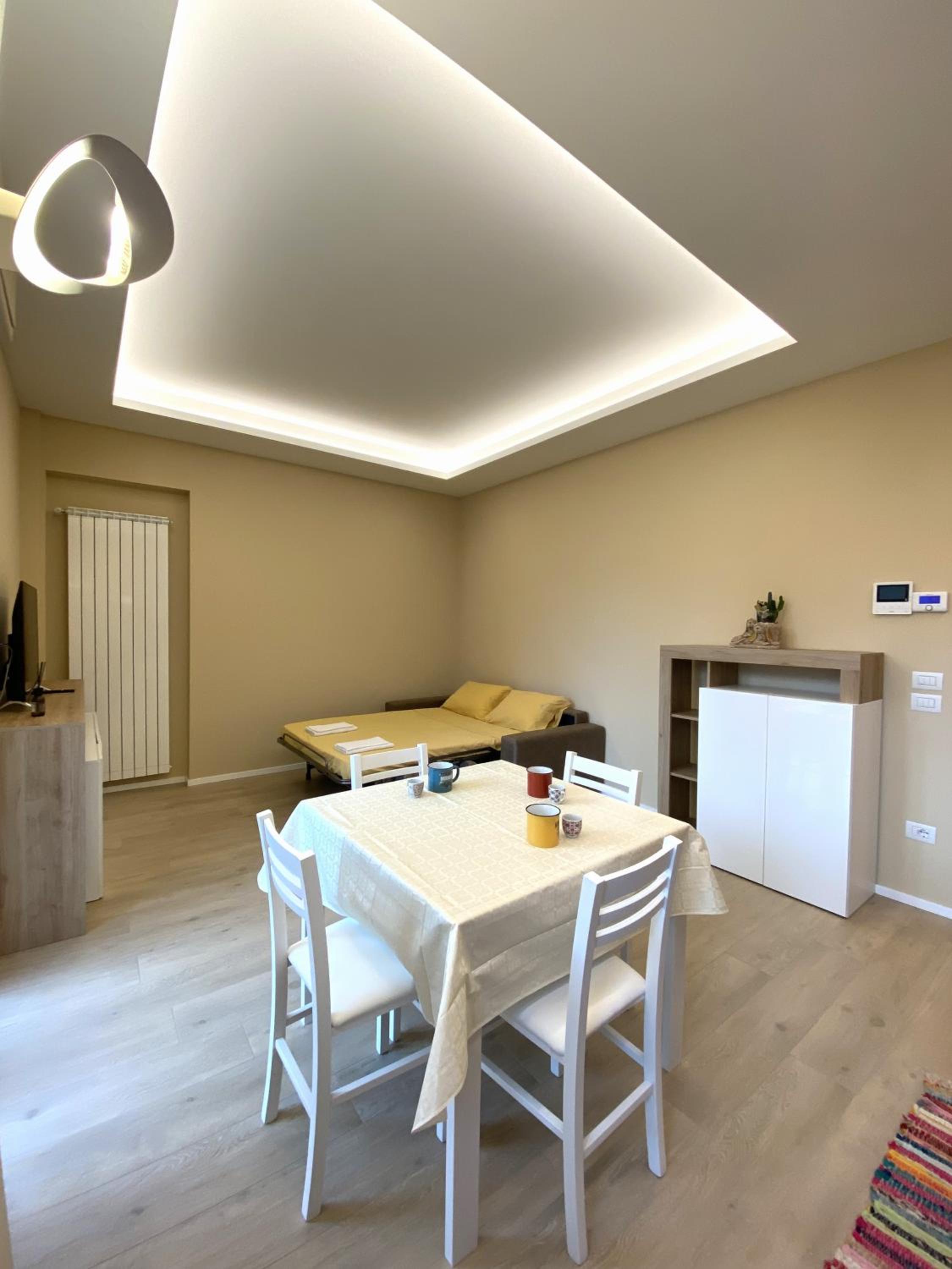 Apartment with Balcony photo 3