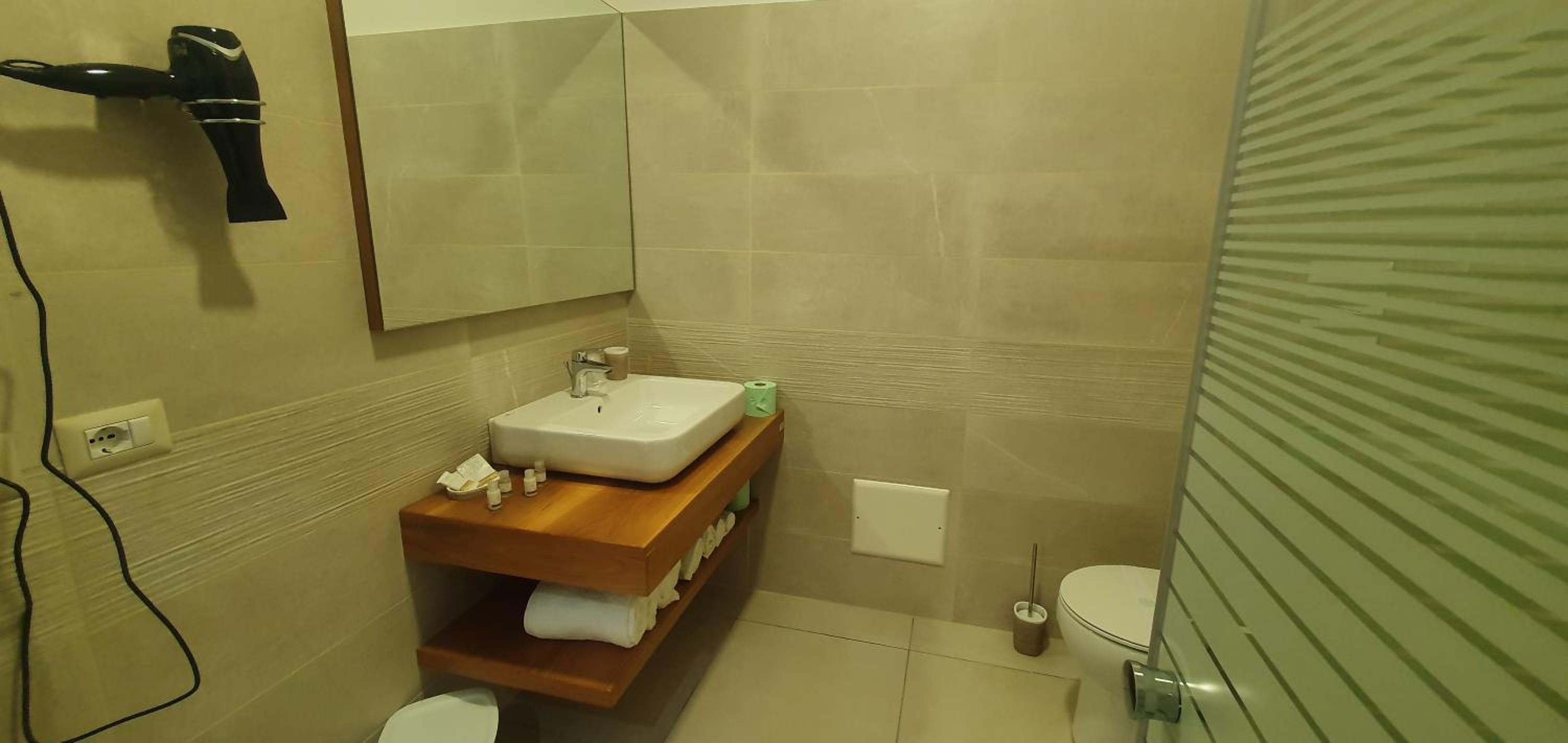 Double Room with Balcony photo 3