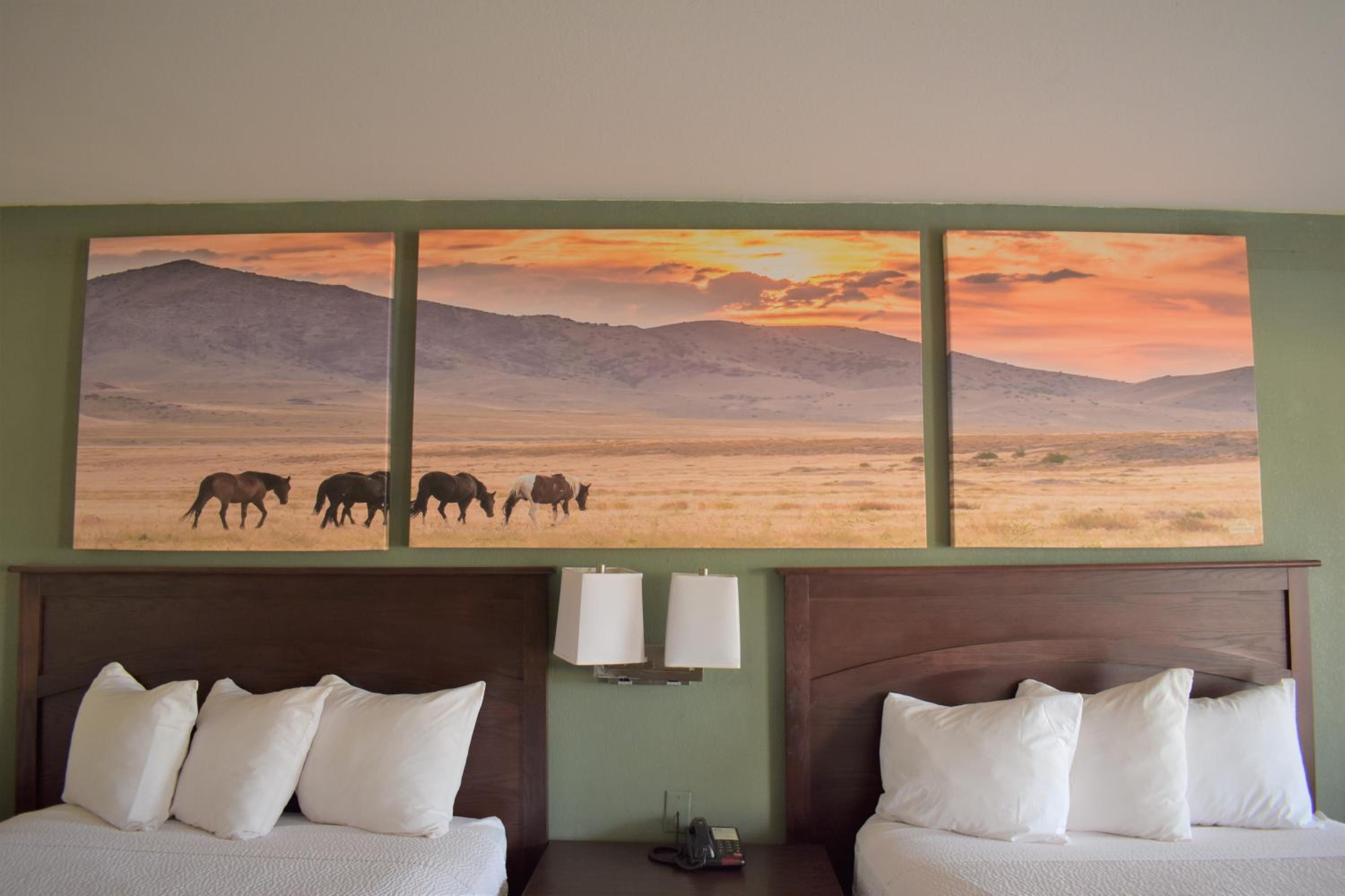 Double Room with Two Double Beds - Smoking - Photo 5