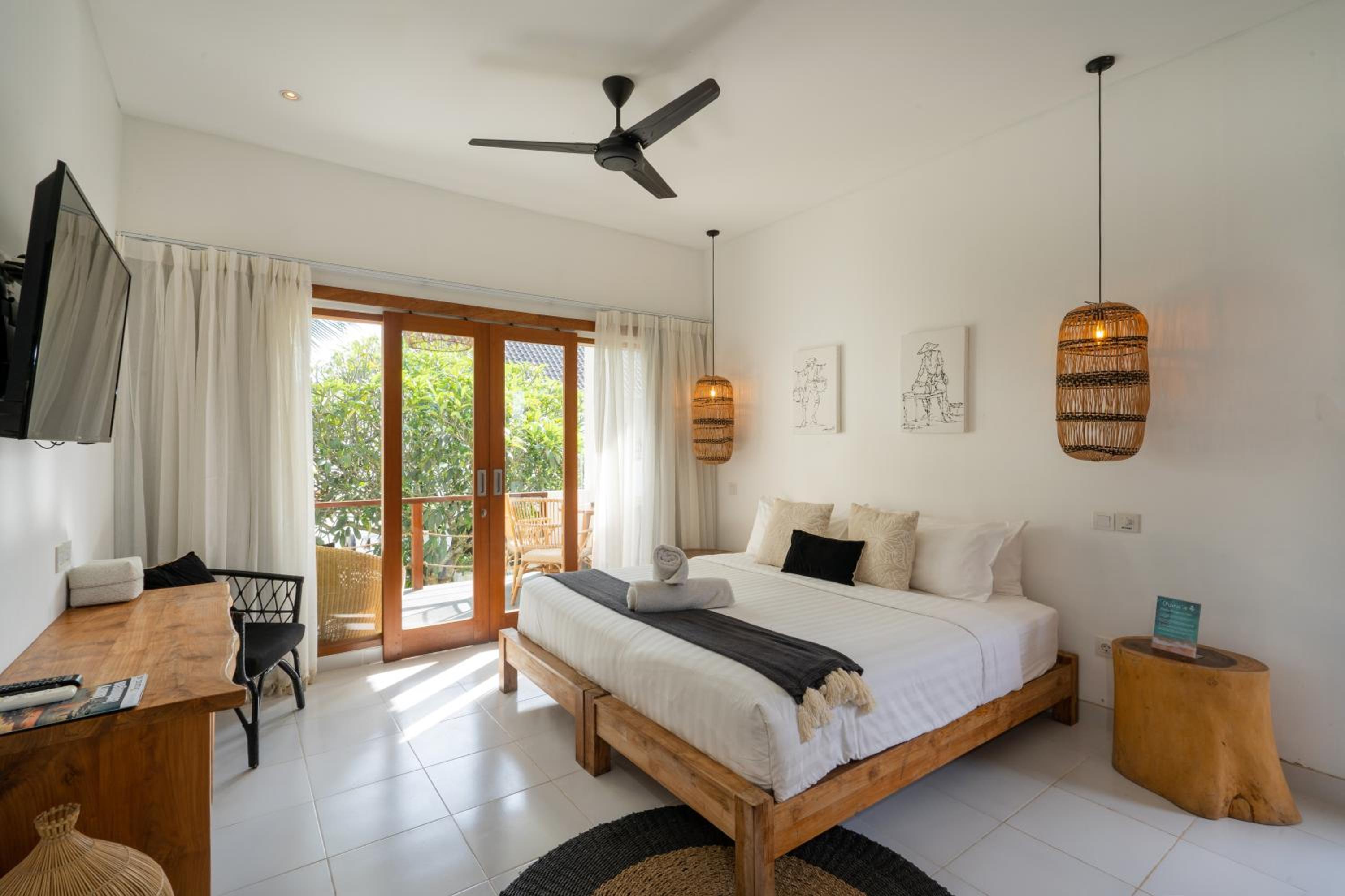 Deluxe Double or Twin Room with Garden View
