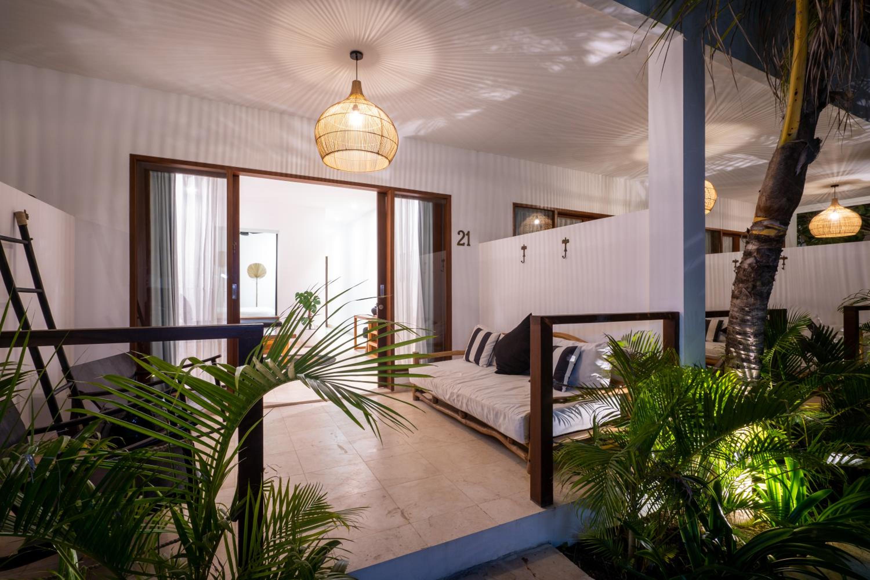 Suite with Pool View photo 3