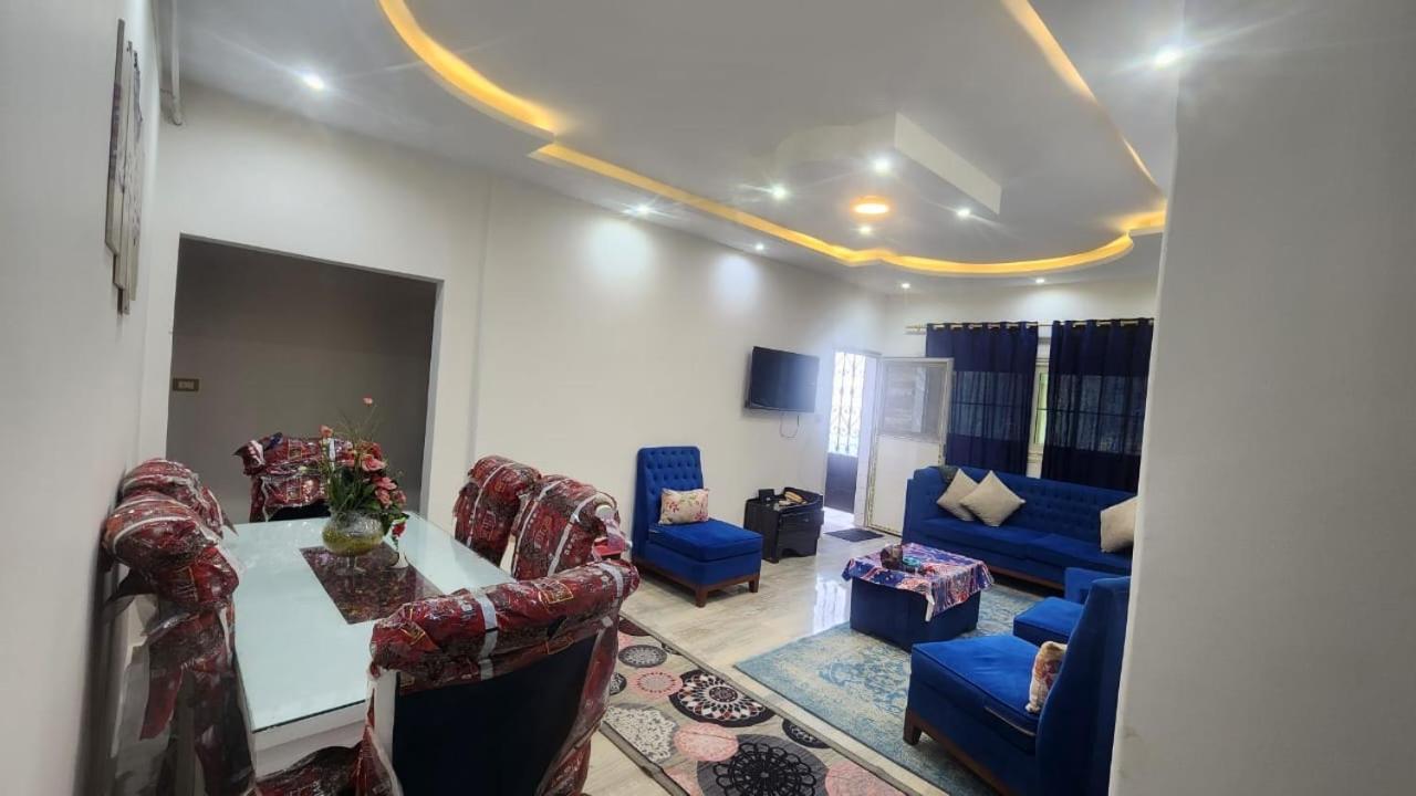 Three-Bedroom Apartment - Photo 1
