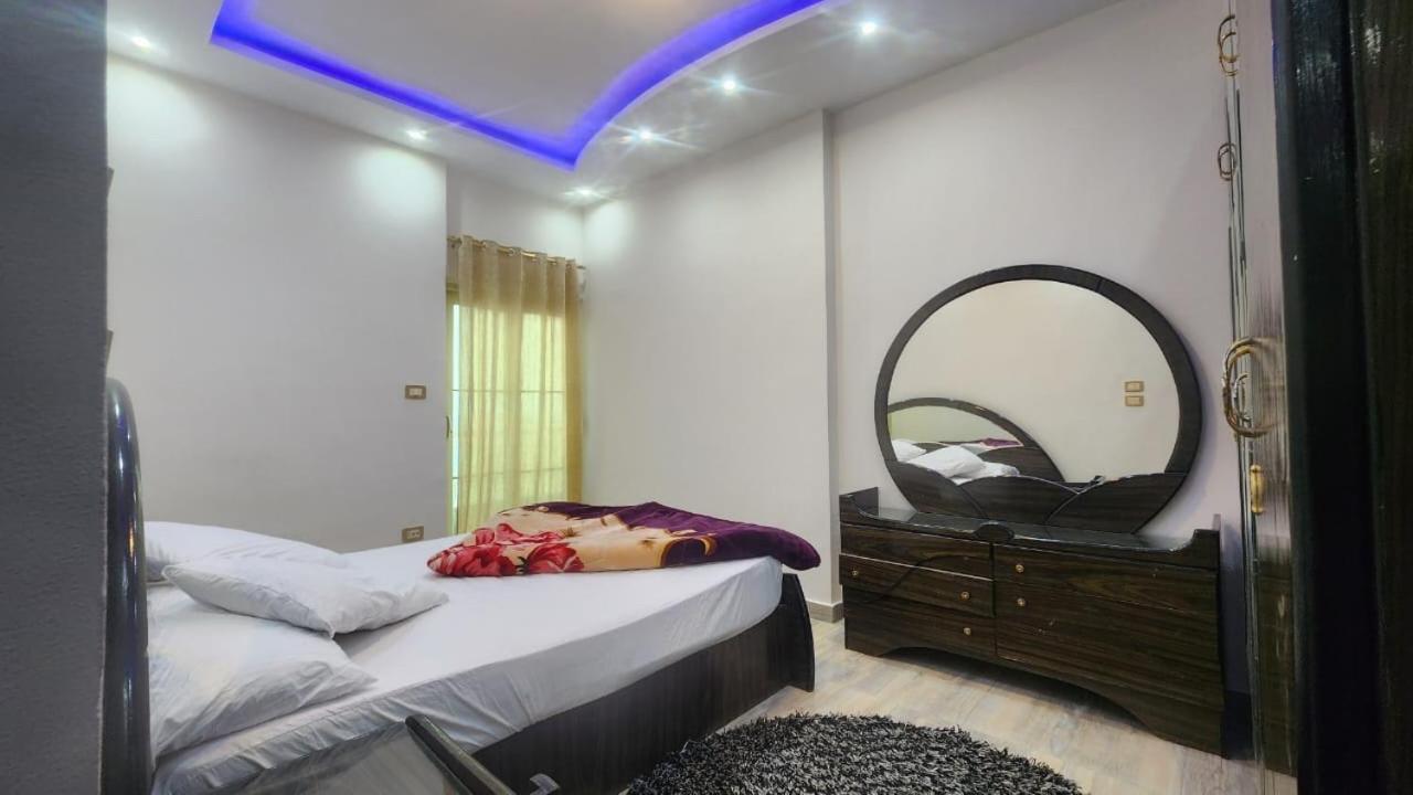 Three-Bedroom Apartment - Photo 12