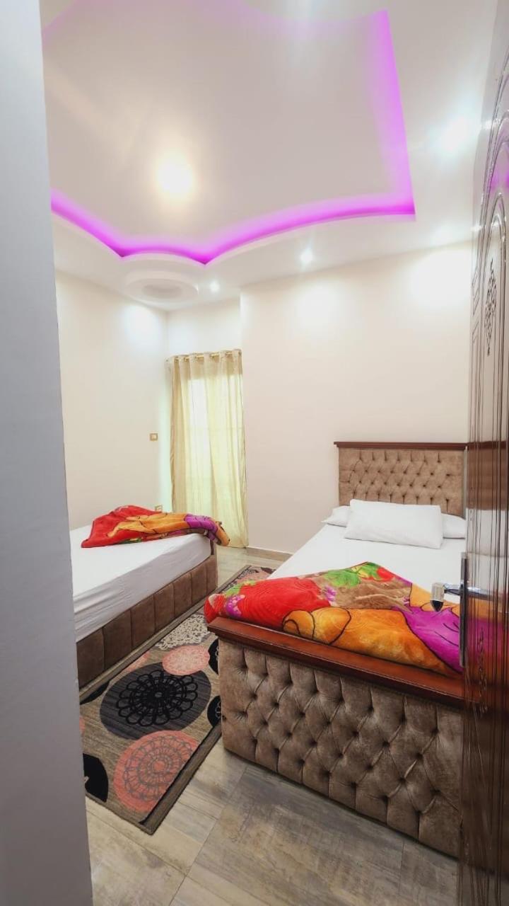 Three-Bedroom Apartment - Photo 32