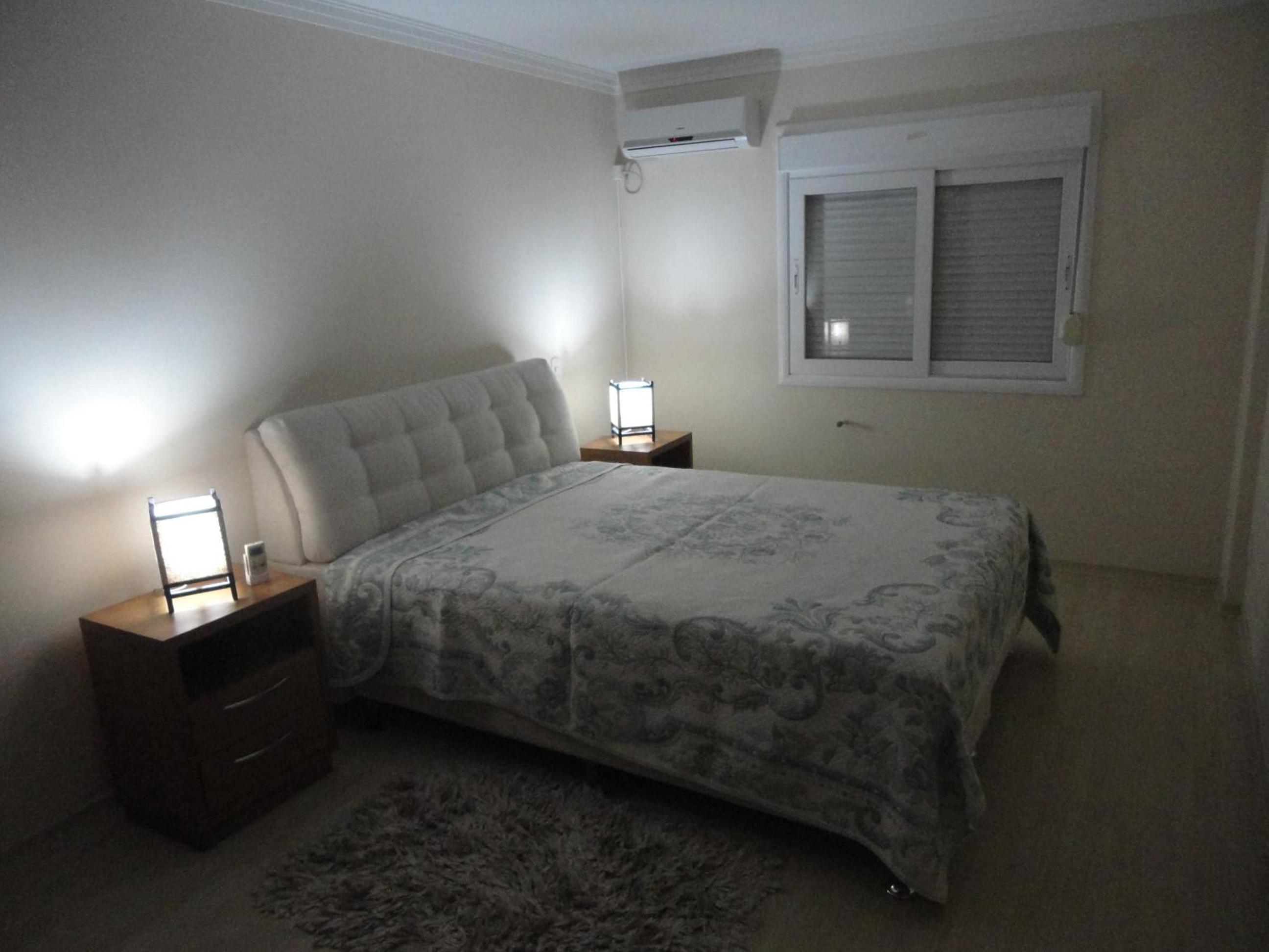 Superior One-Bedroom Apartment - Photo 23