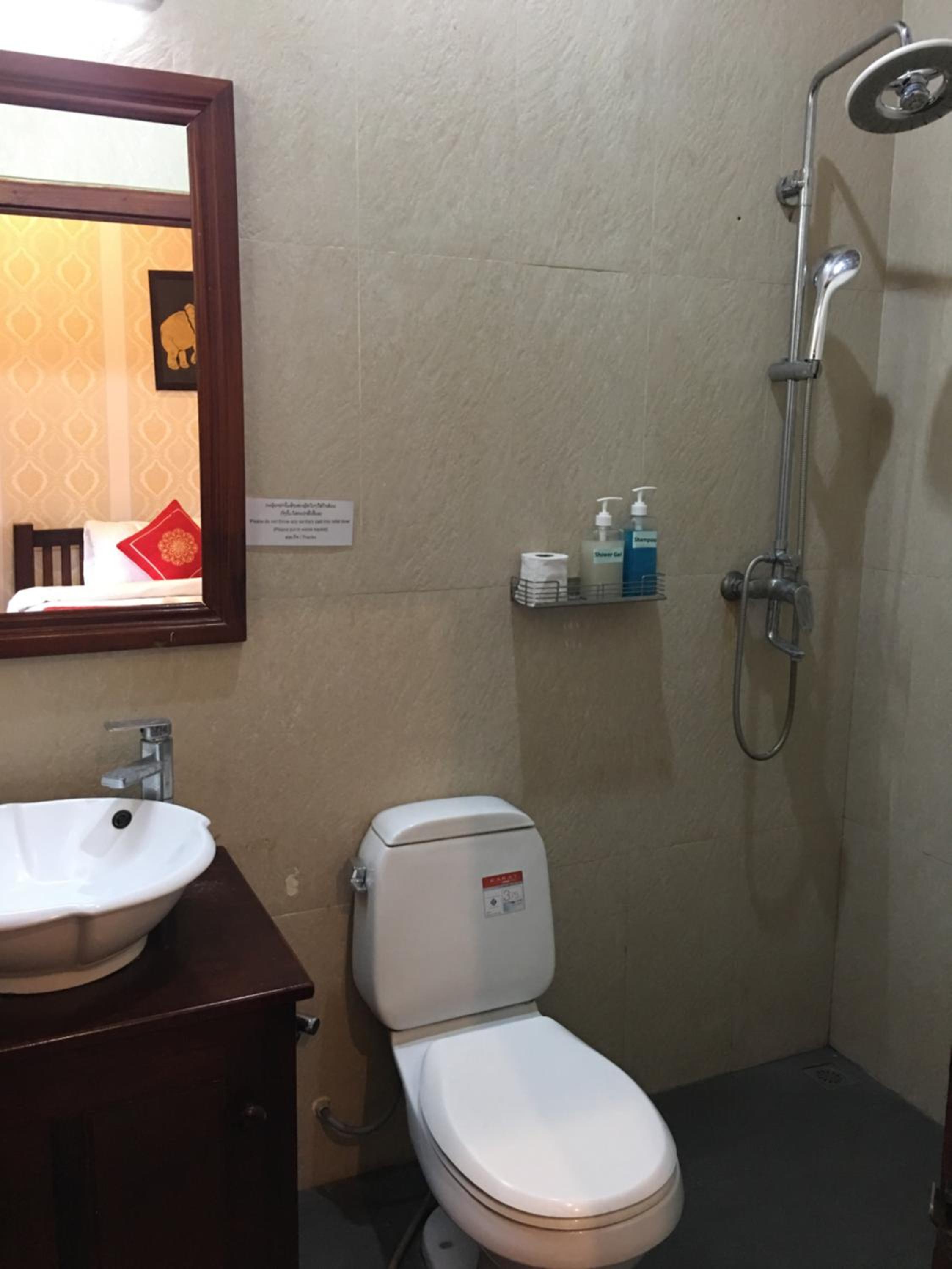 Superior Twin Room - Photo 1