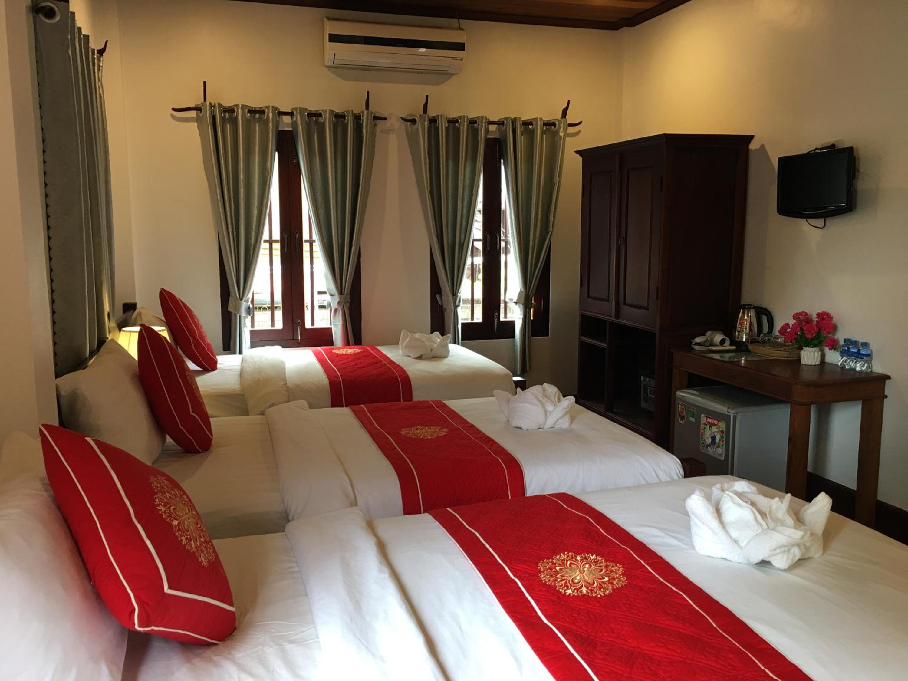 Deluxe Family Room - Photo 3