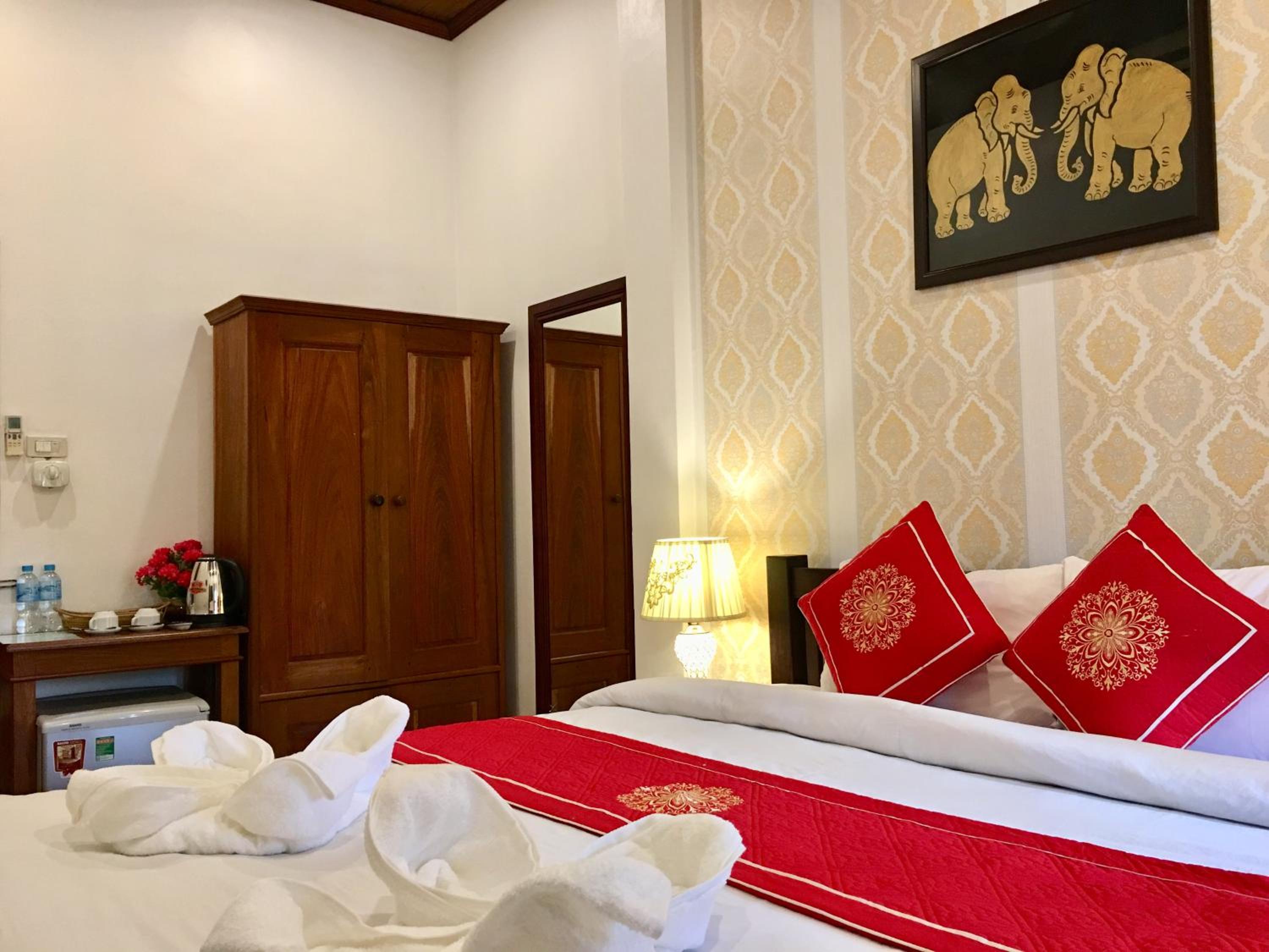 Standard Double Room - Photo 7