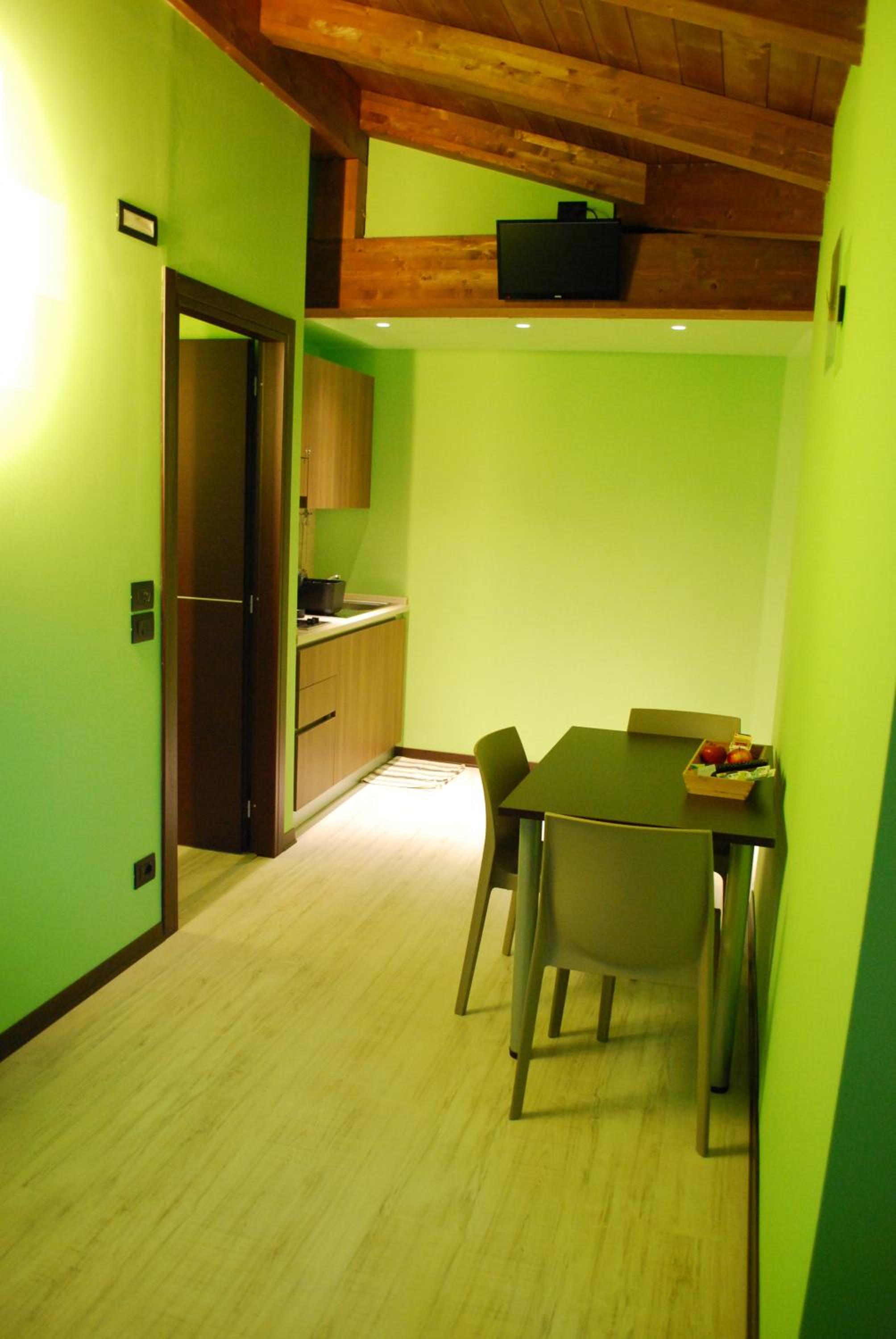 One-Bedroom Apartment