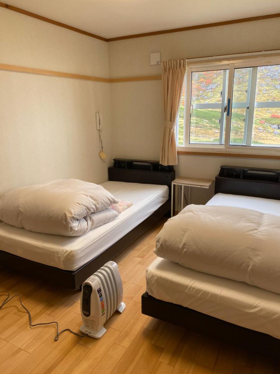 Twin Room with Mountain View photo 1