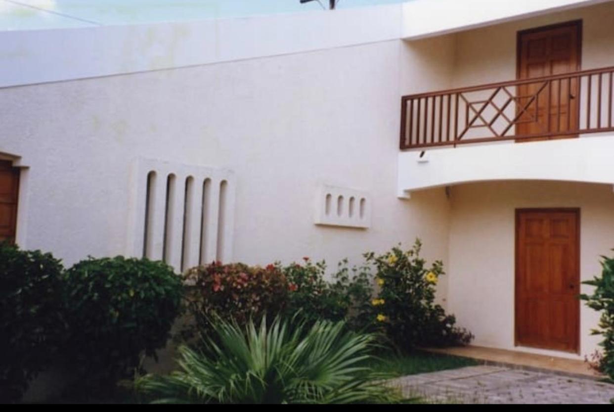 Two-Bedroom House photo 3