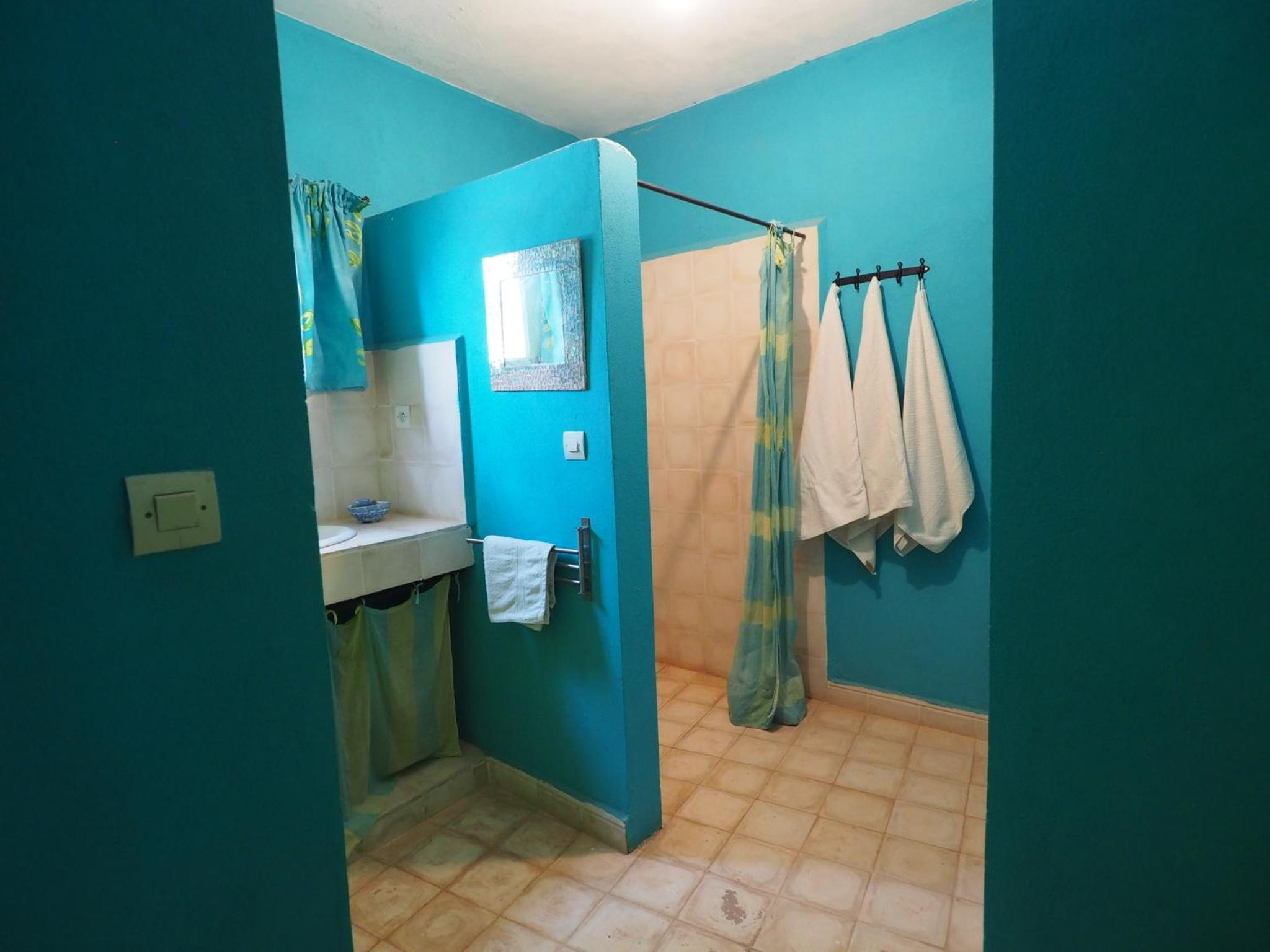 Triple Room with Pool View photo 2
