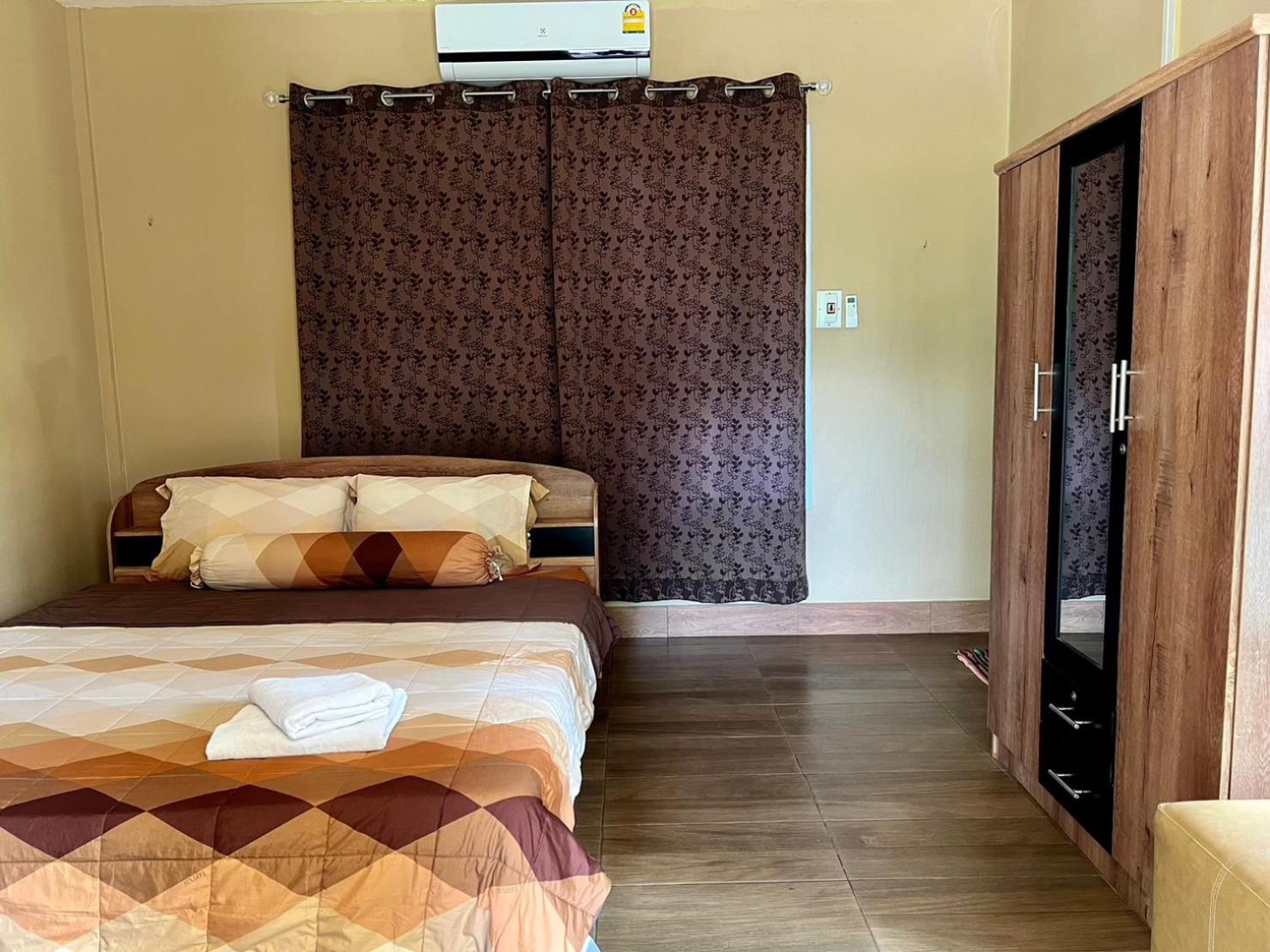 Double Room with Mountain View - Photo 3