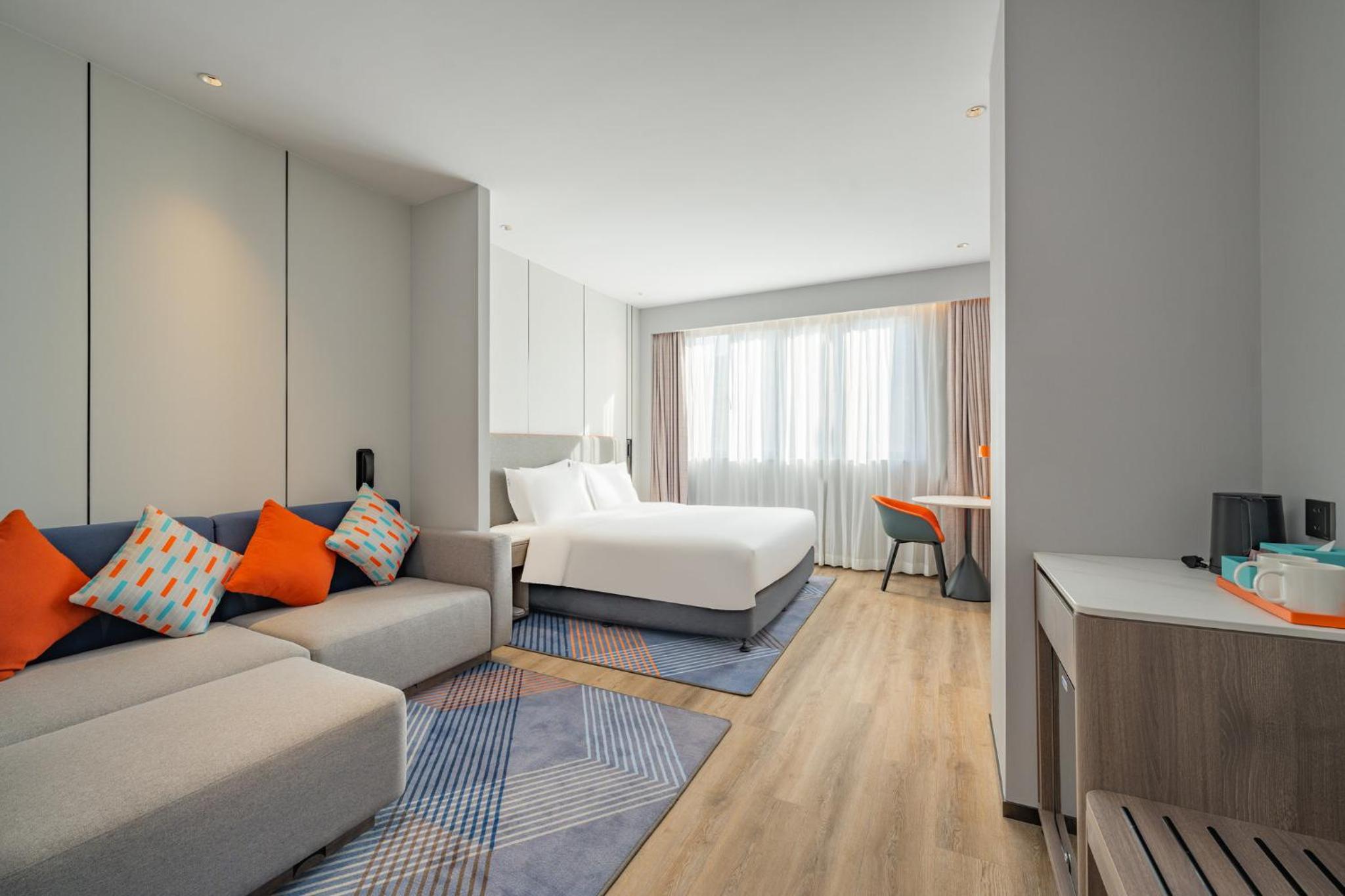 King Suite - Photo 4