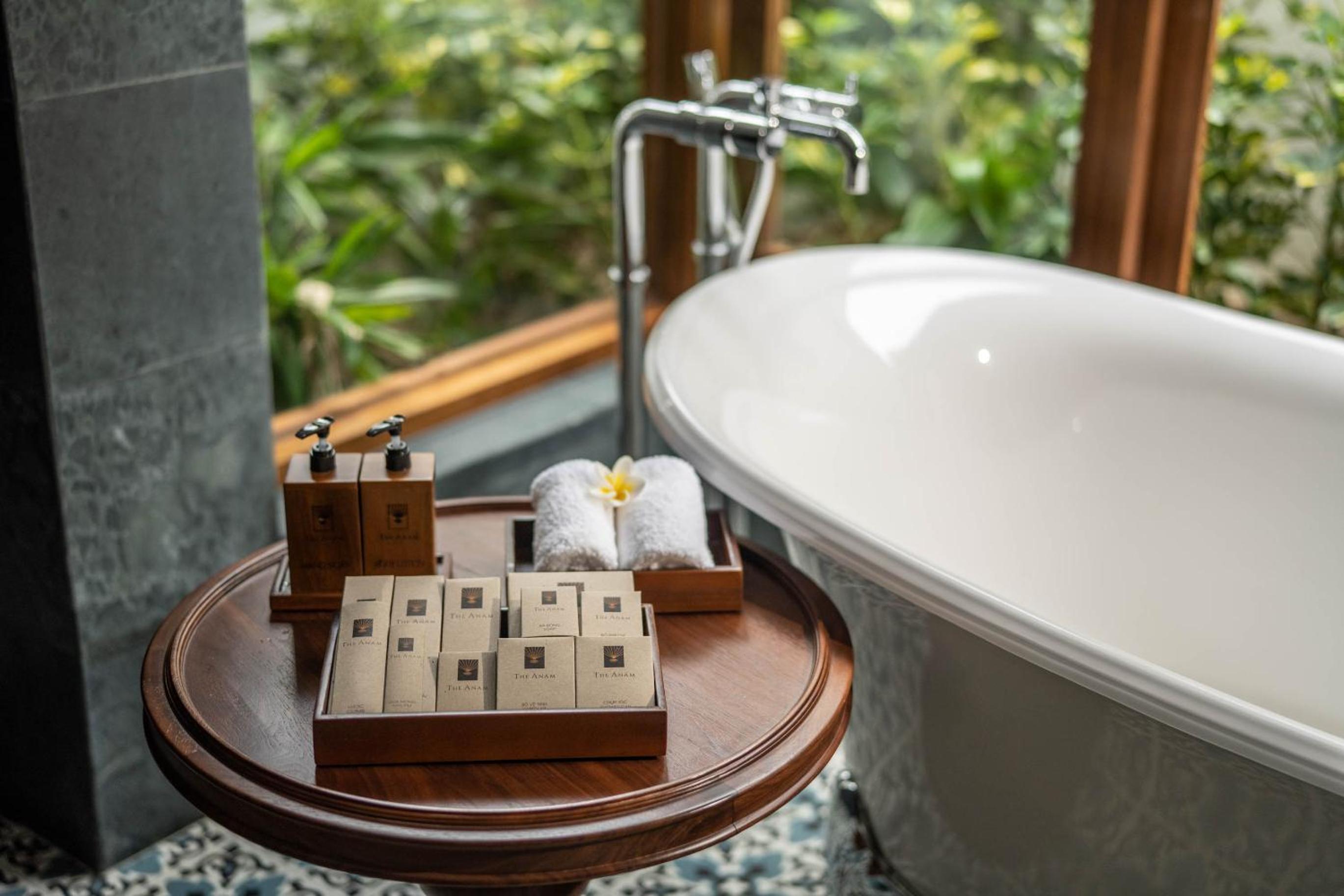 Private Pool Suite - Photo 7