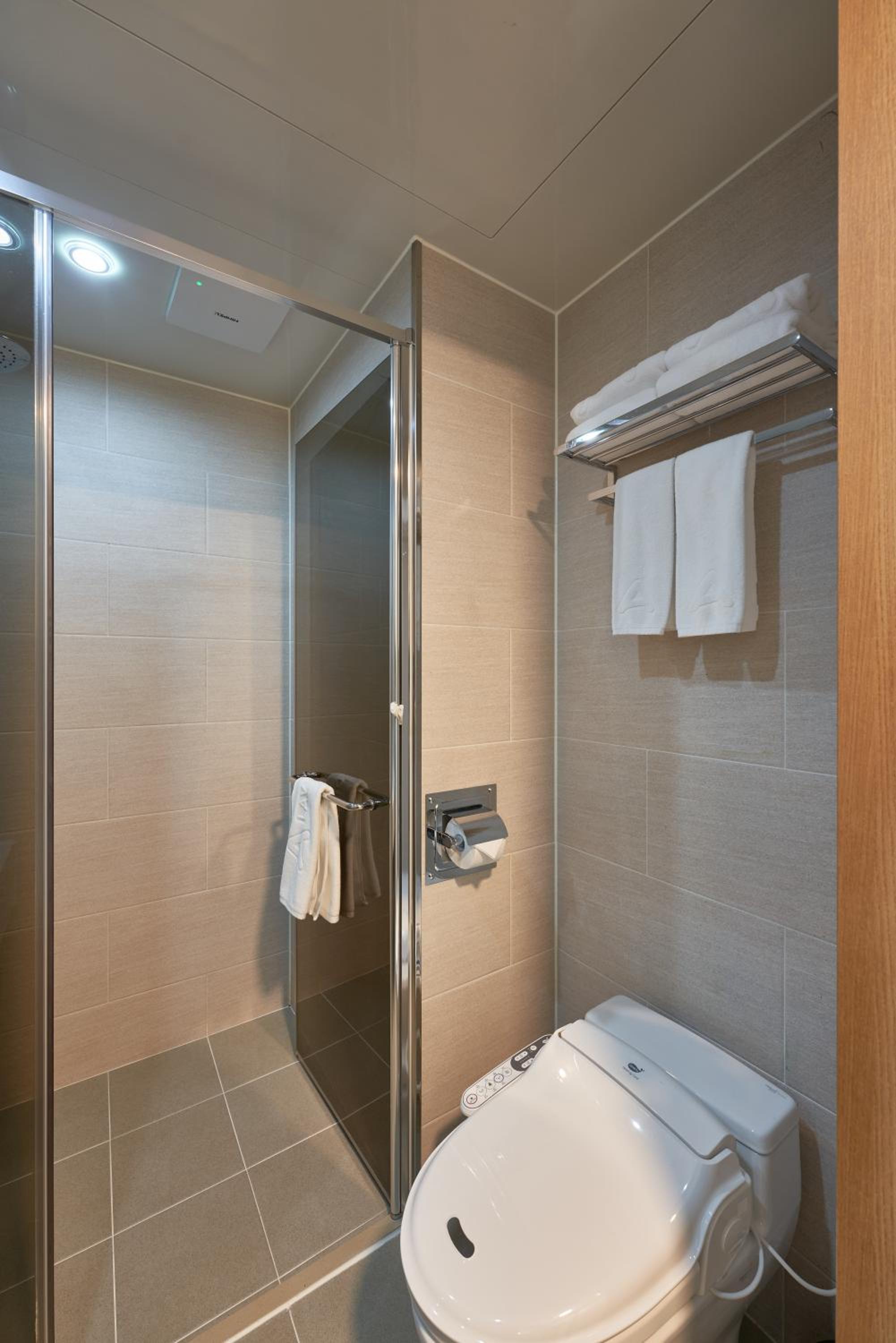 Deluxe Twin Room - Photo 5