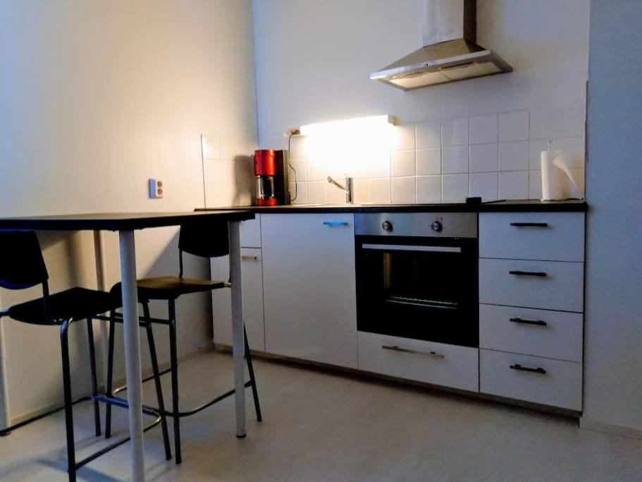 One-Bedroom Apartment photo 3