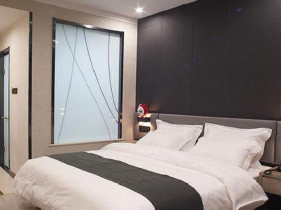 Standard Double Room photo 3