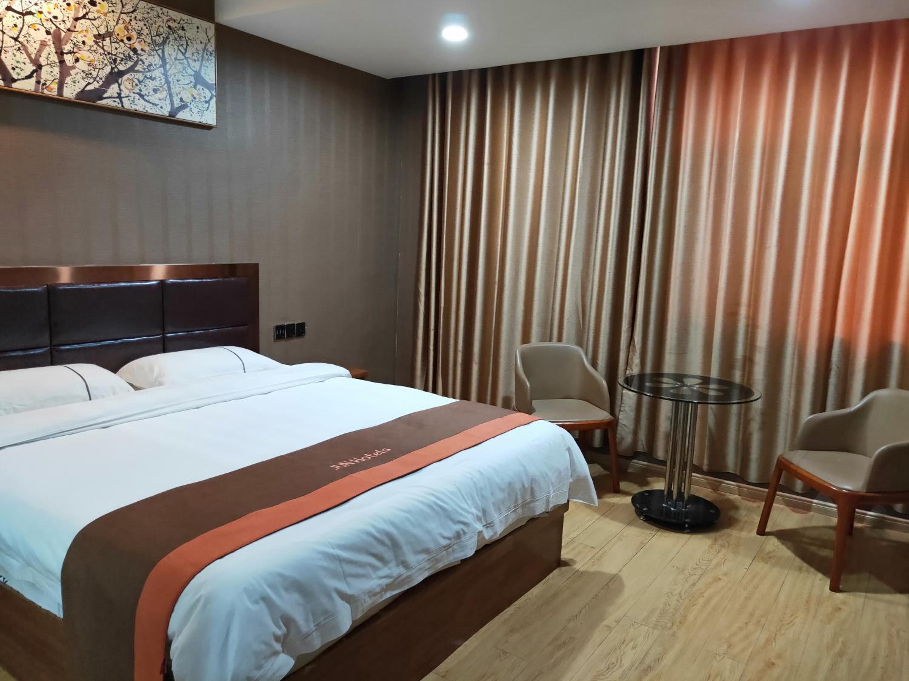 Superior Twin Room photo 2