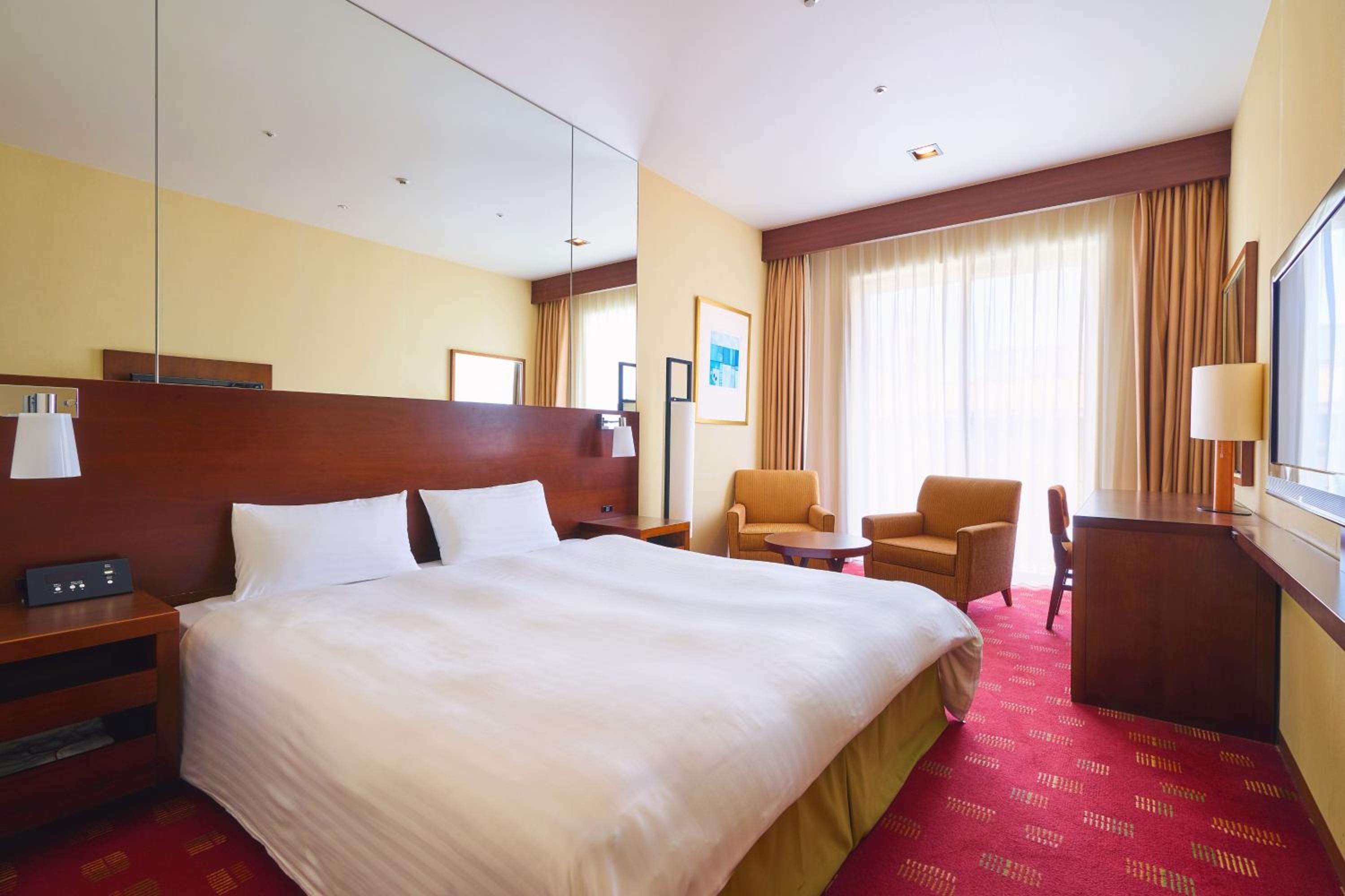 Double Room - South Wing - Non-Smoking - Photo 2