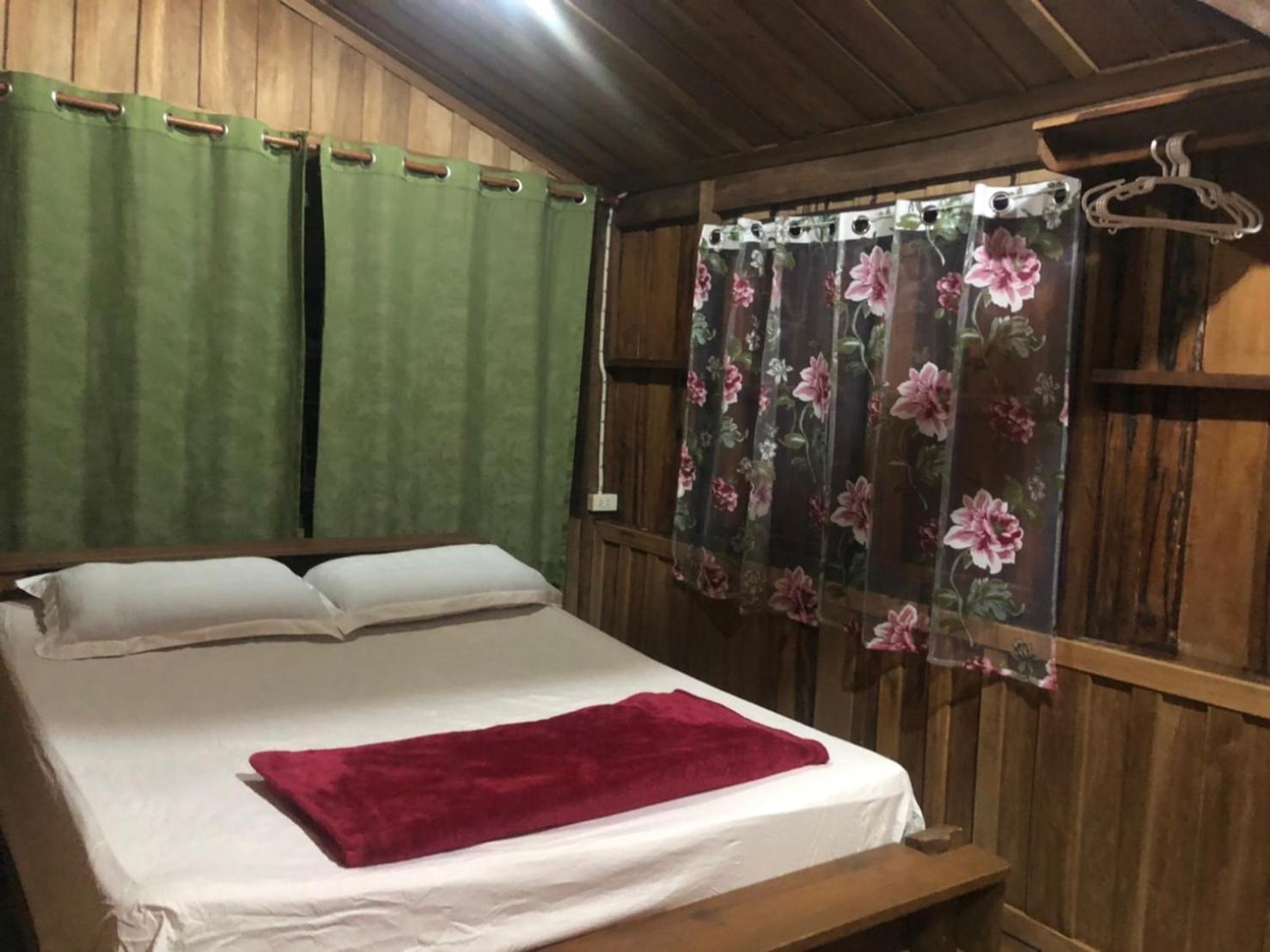 Standard Double Room with Shared Bathroom