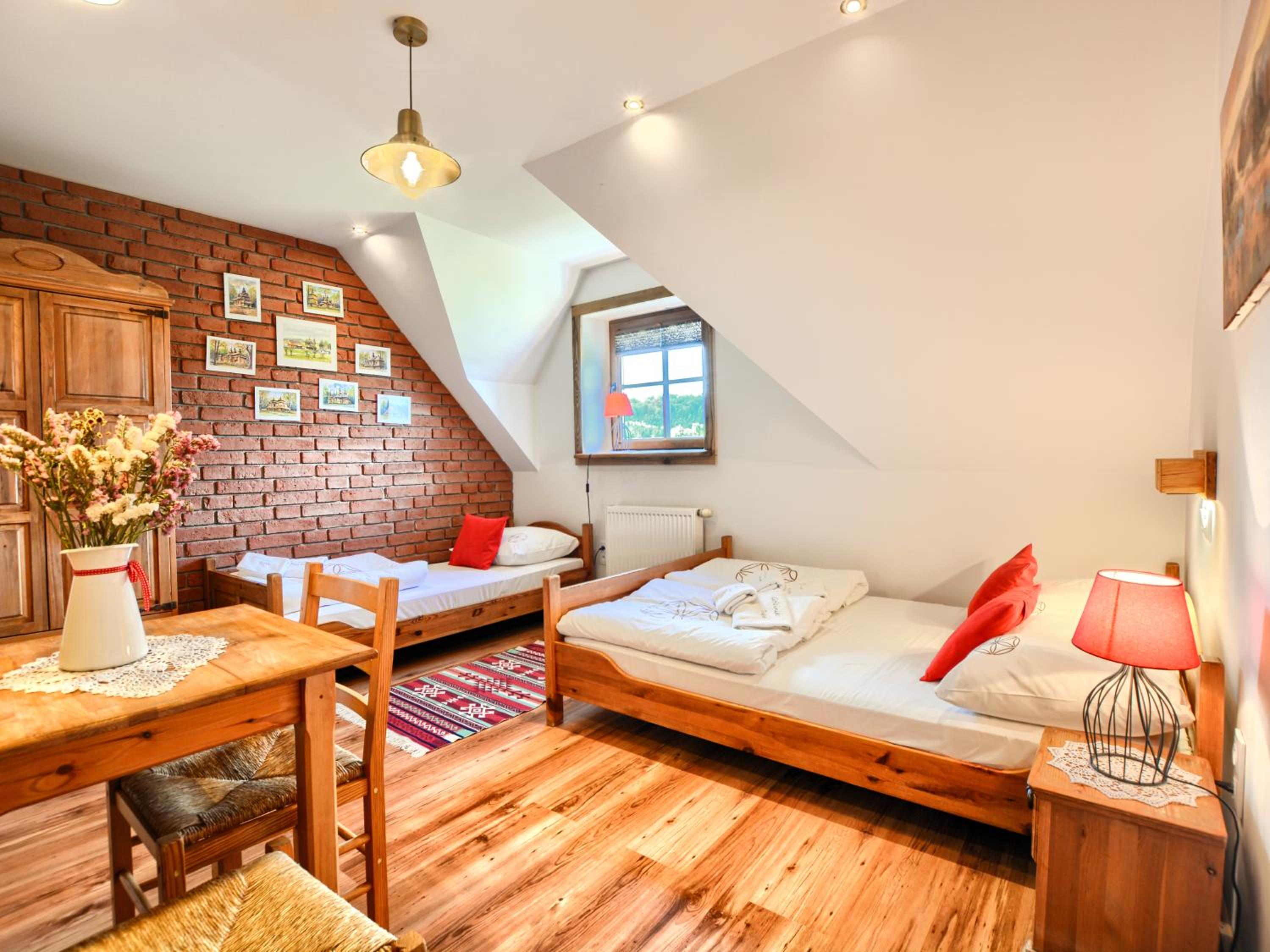 Triple Room with Bathroom photo 1