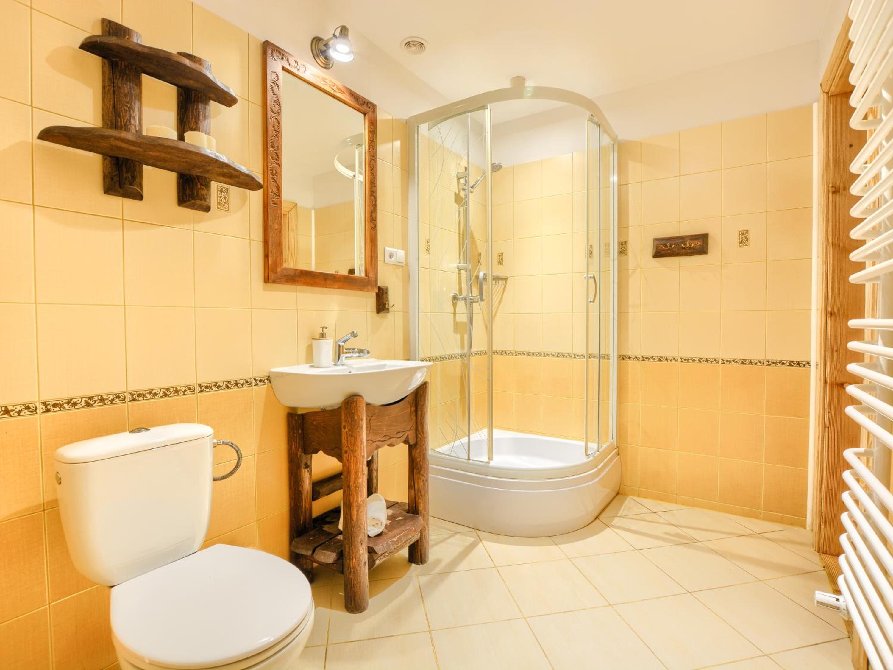 Triple Room with Private Bathroom - Photo 4
