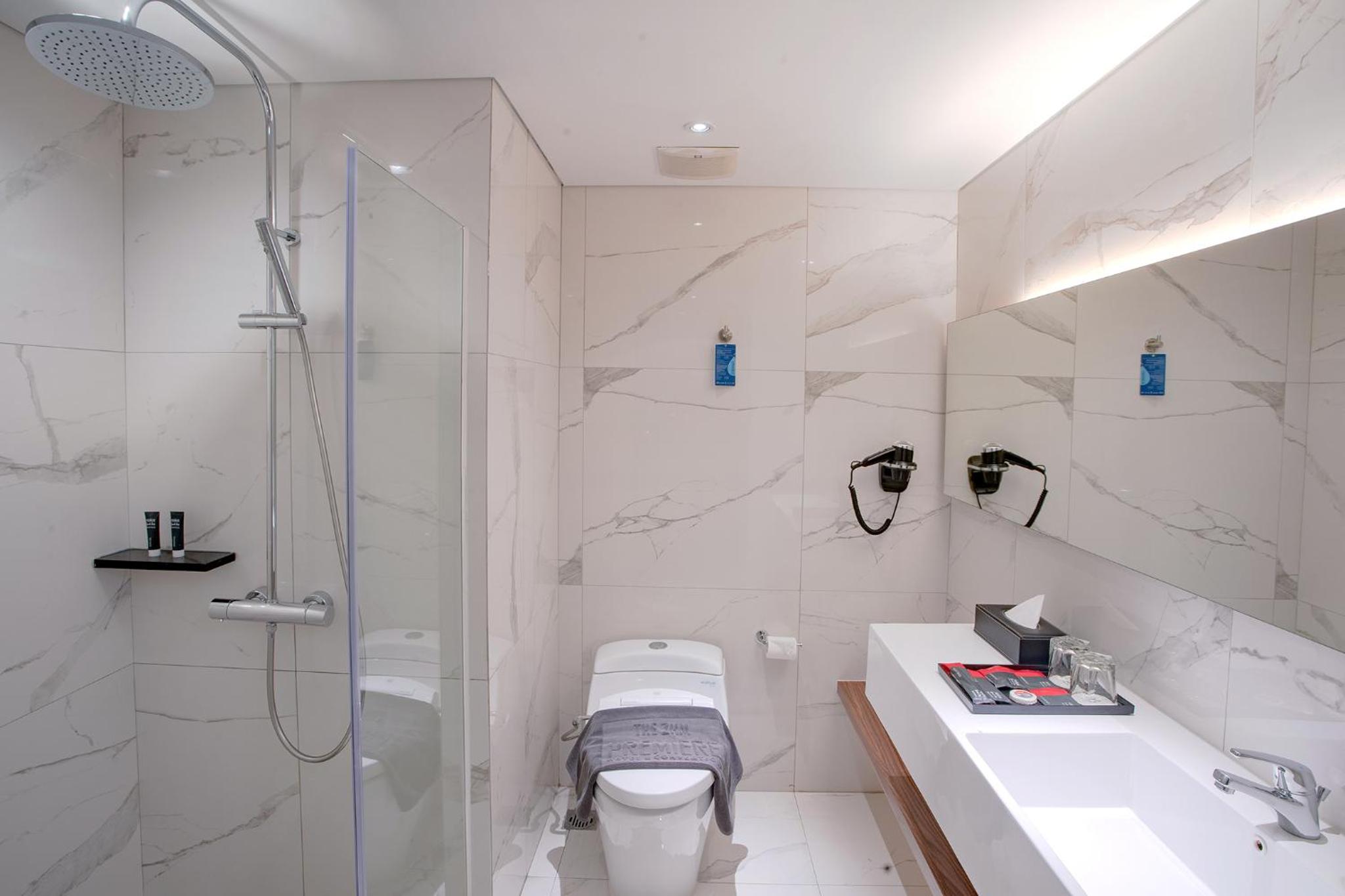 Deluxe Double or Twin Room - Photo 2