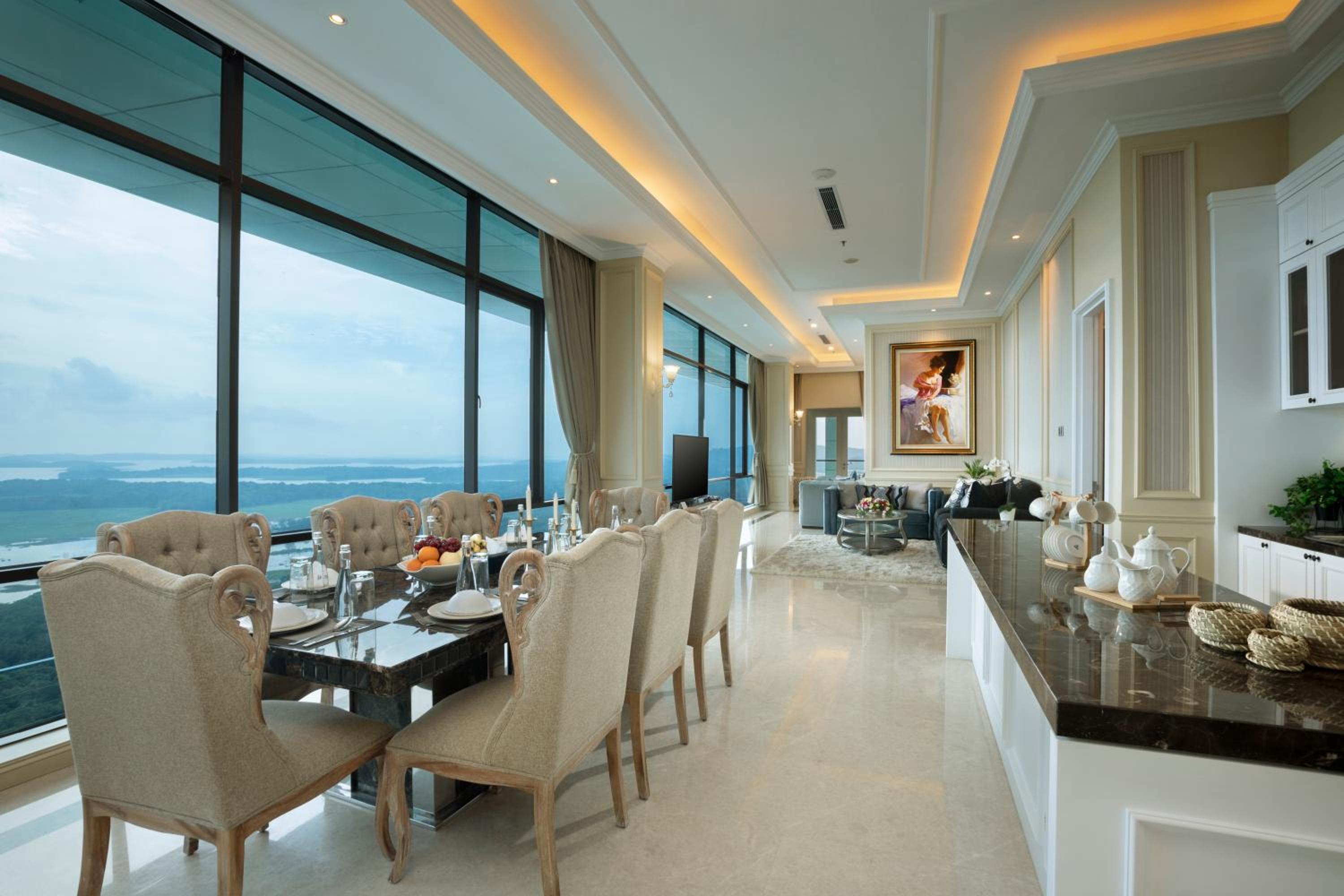 Penthouse Exclusive Package photo 3