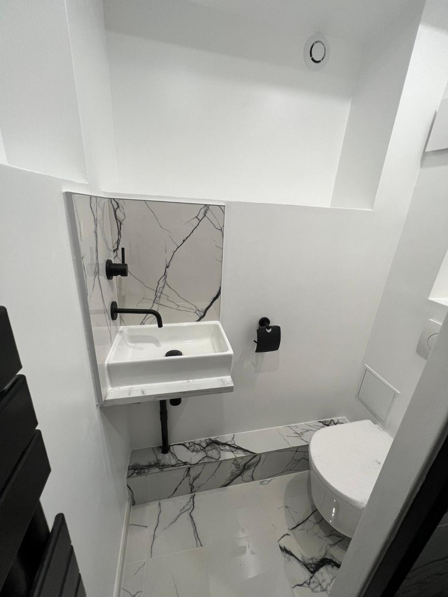 Apartment - Ground Floor photo 2
