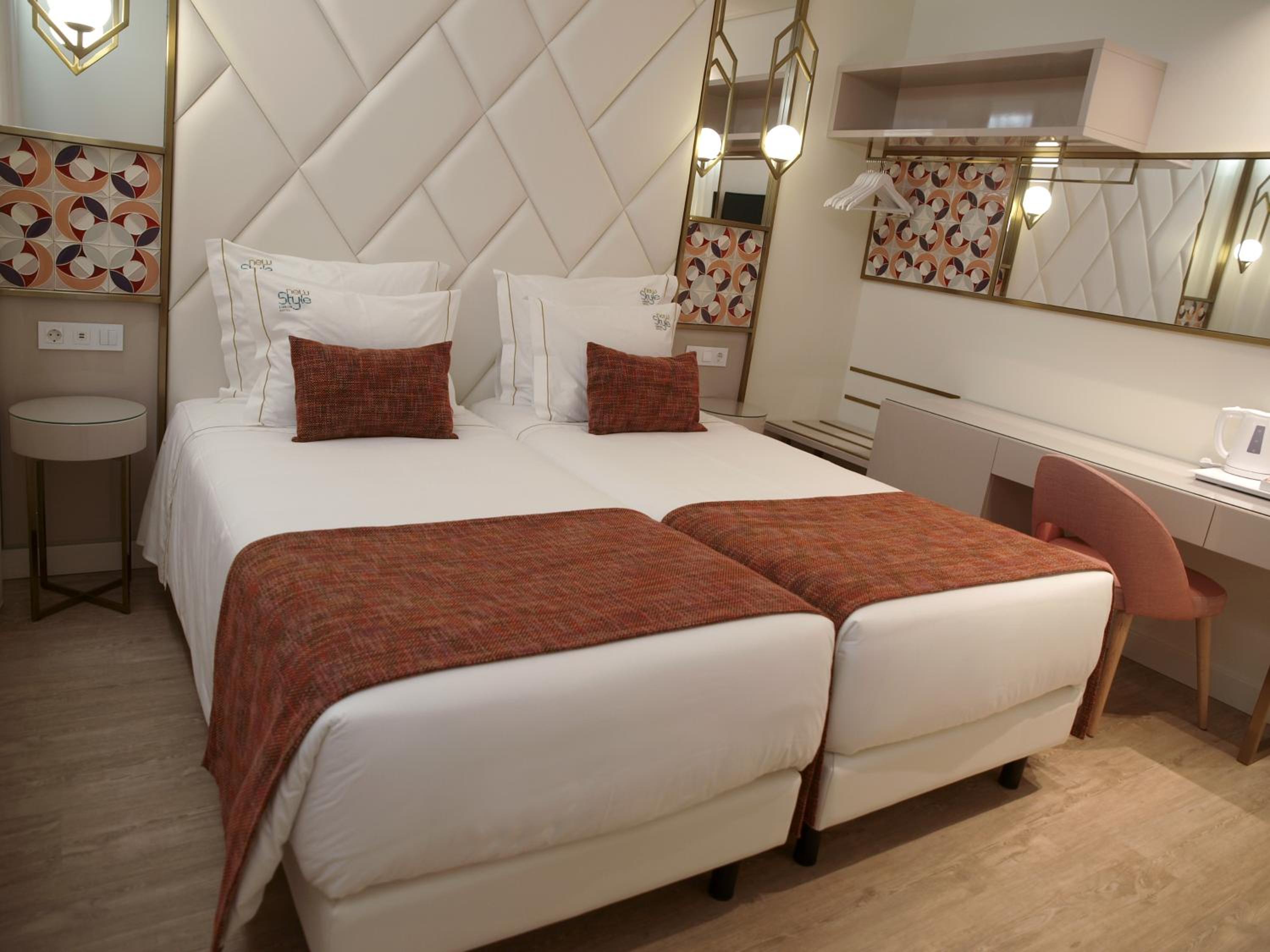 Twin Room - Photo 2