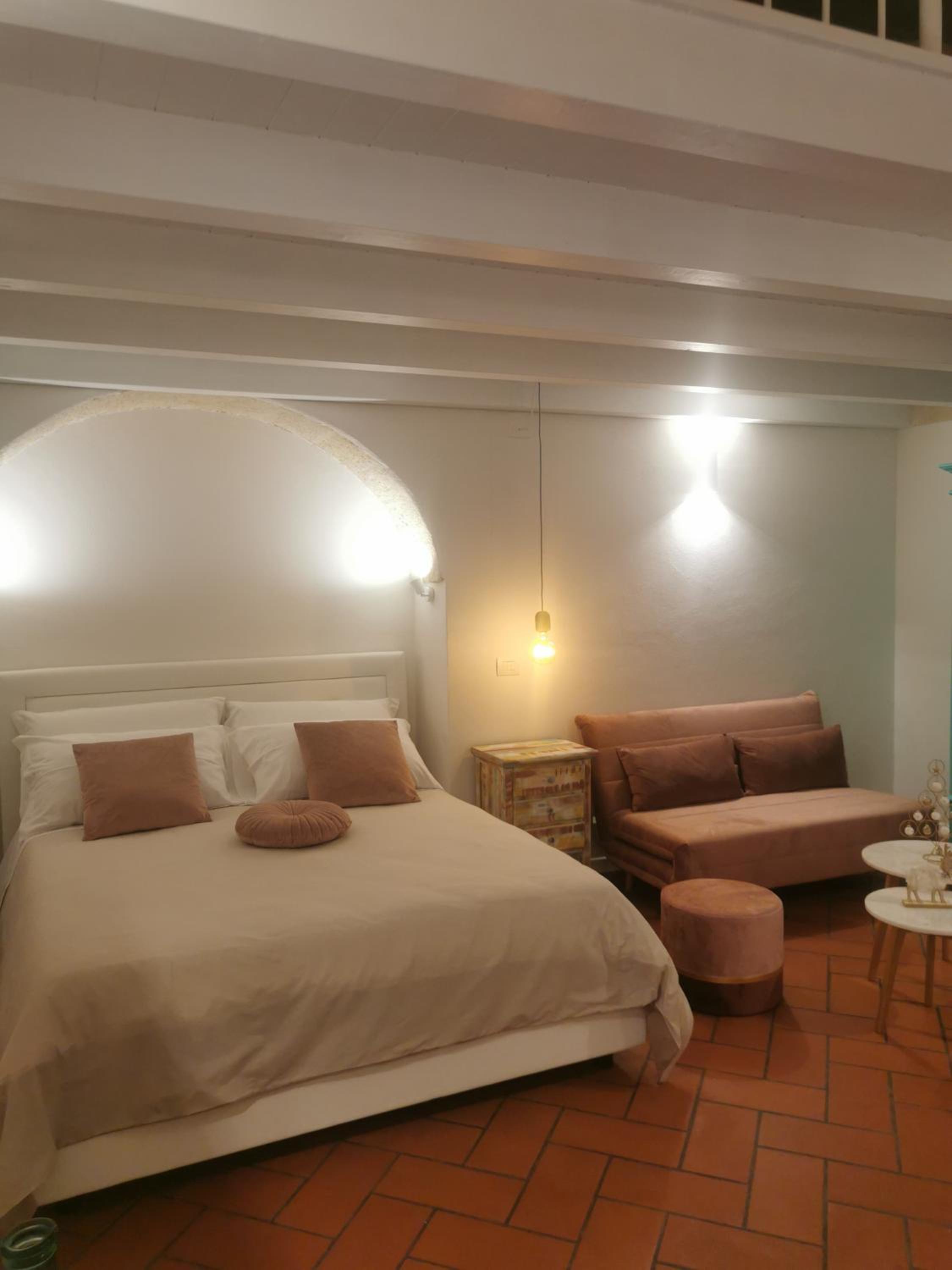 Deluxe Room - Photo 40